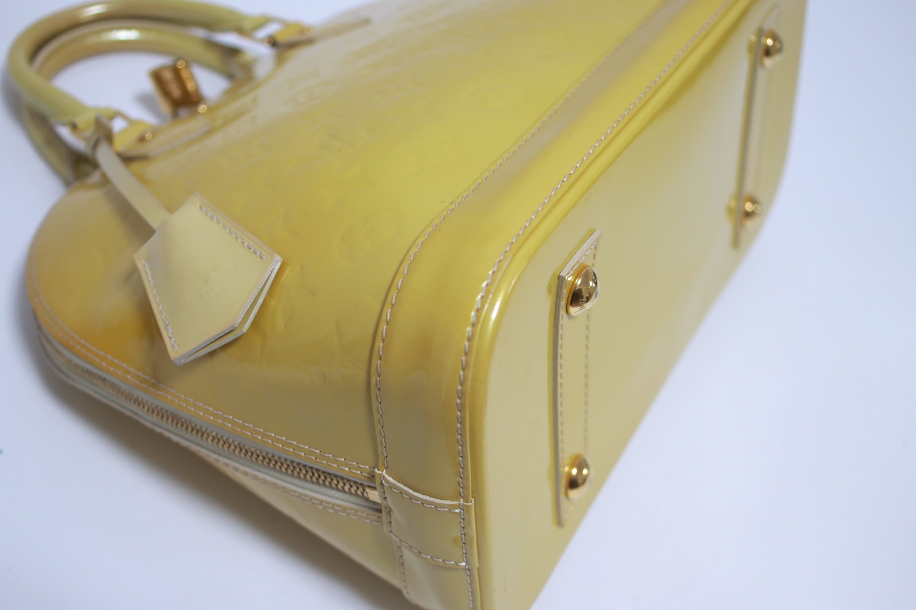 Louis Vuitton Alma PM Vernis Yellow Handbag Used
