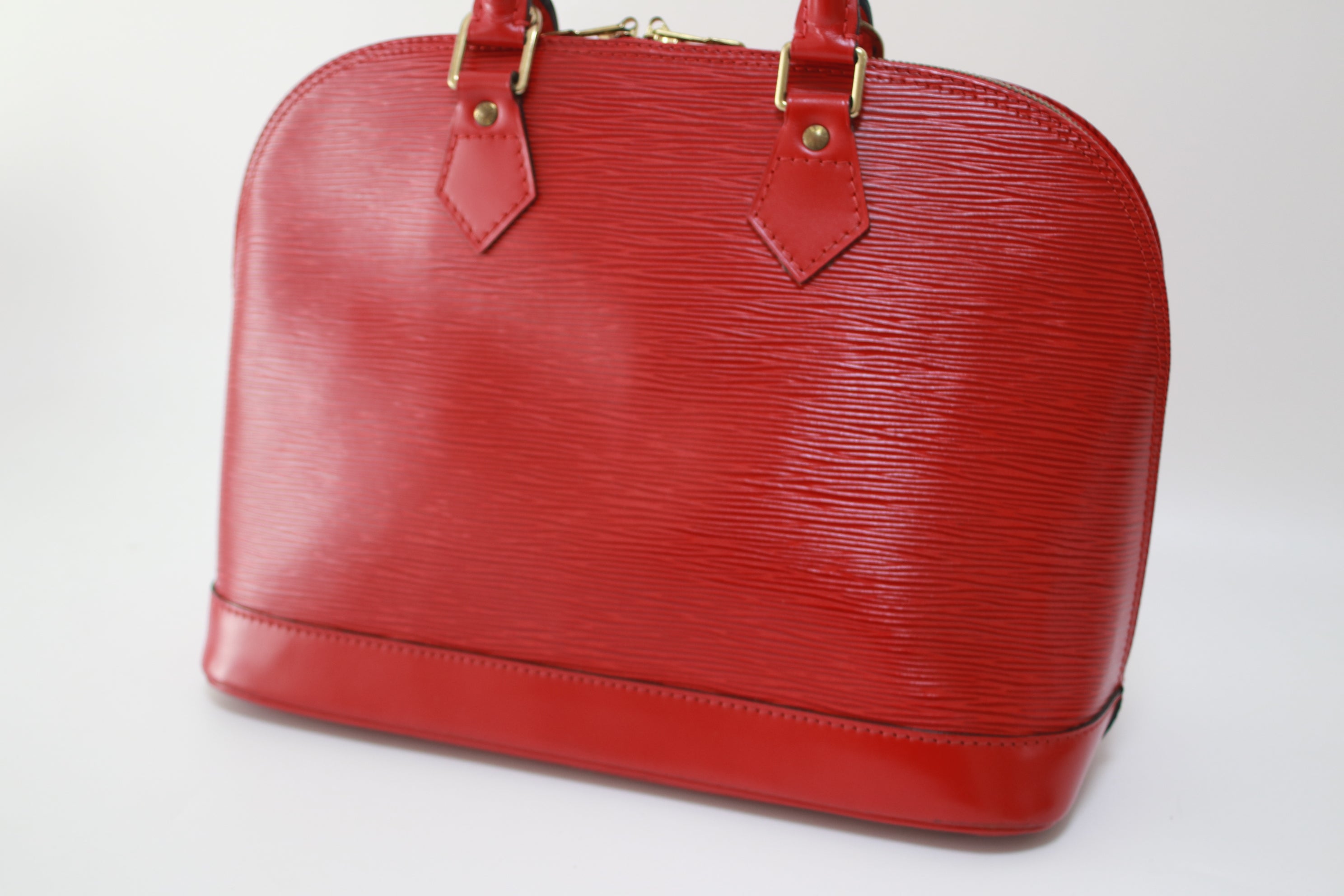 Louis Vuitton Alma PM Epi Handbag Red Used