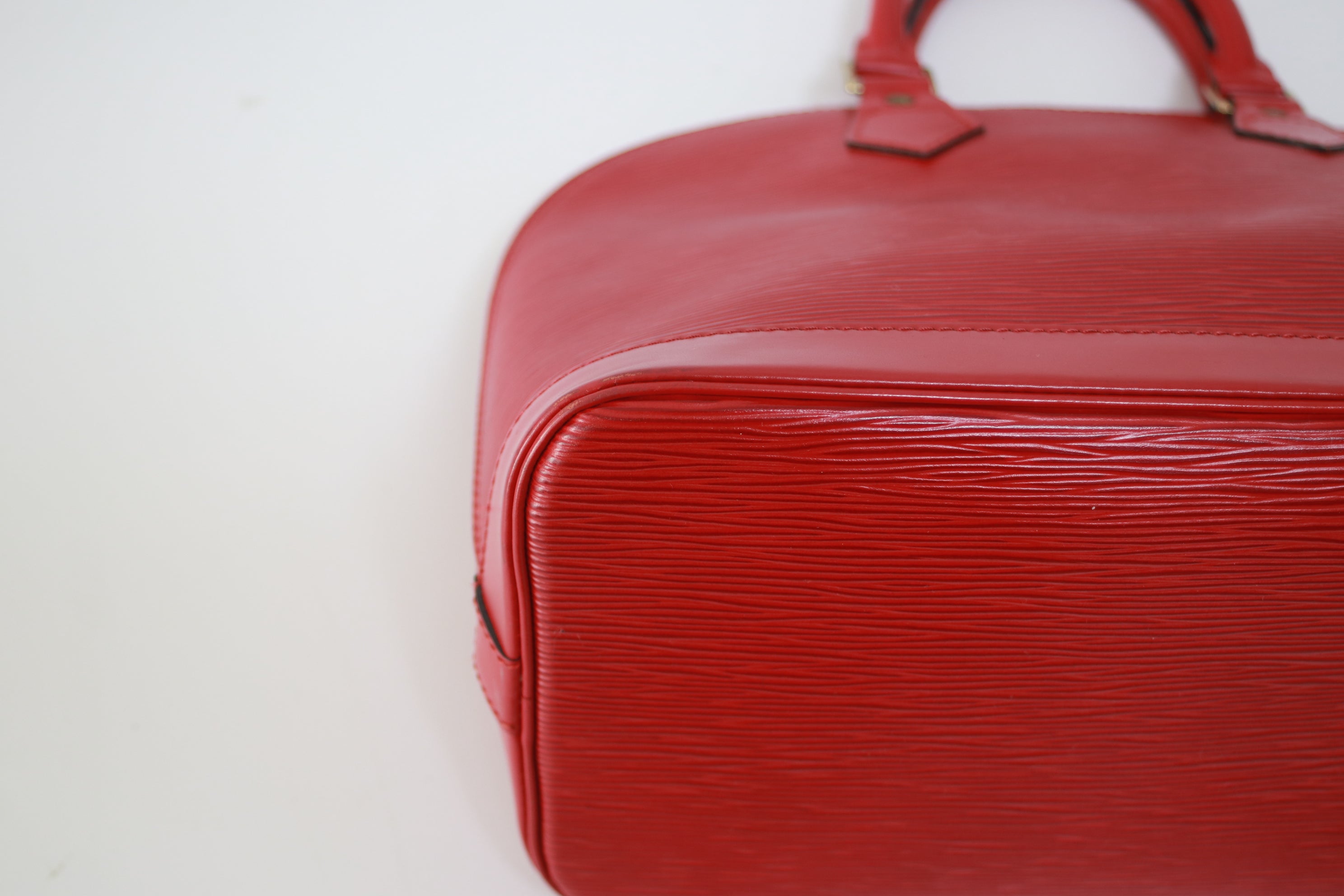 Louis Vuitton Alma PM Epi Handbag Red Used