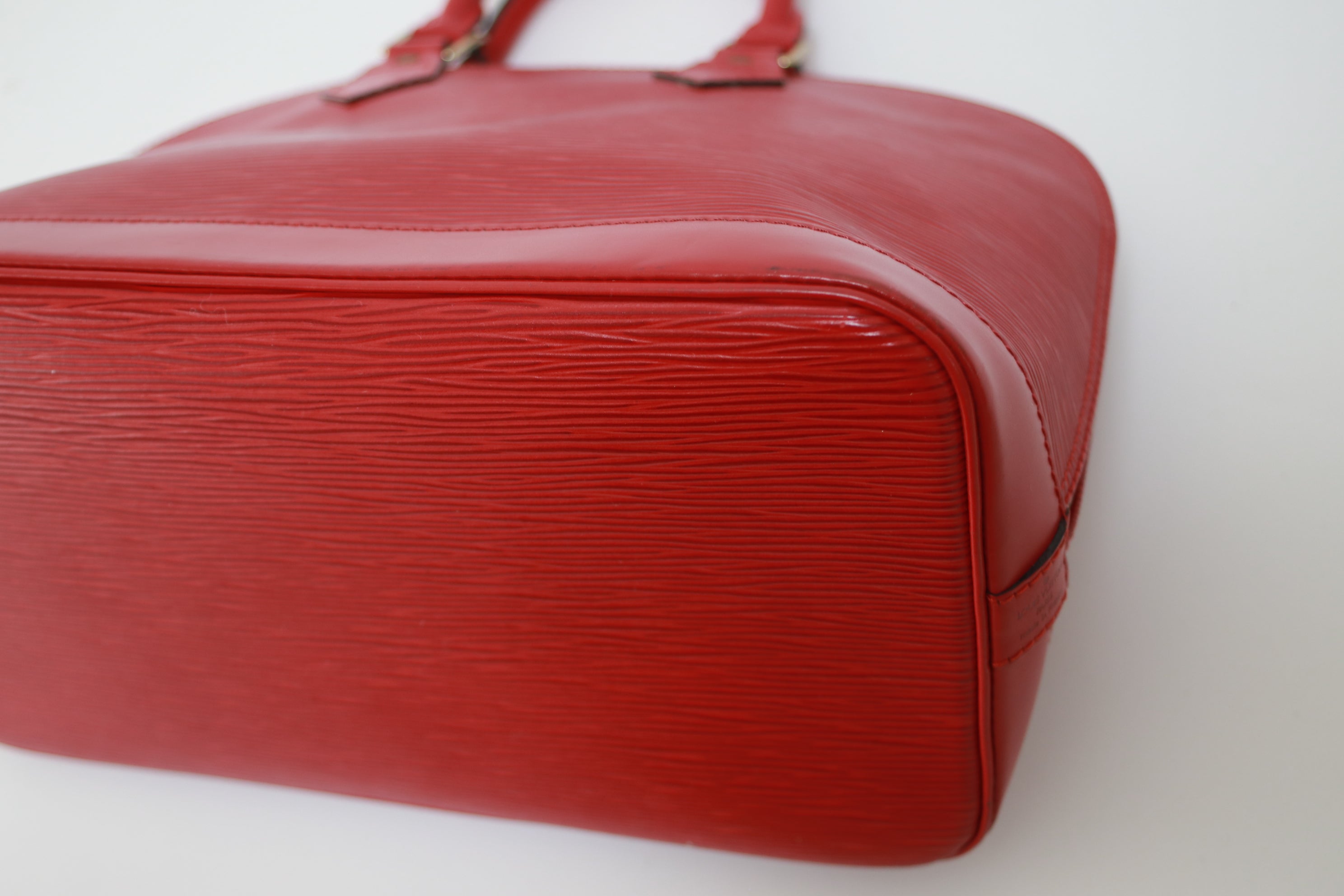 Louis Vuitton Alma PM Epi Handbag Red Used
