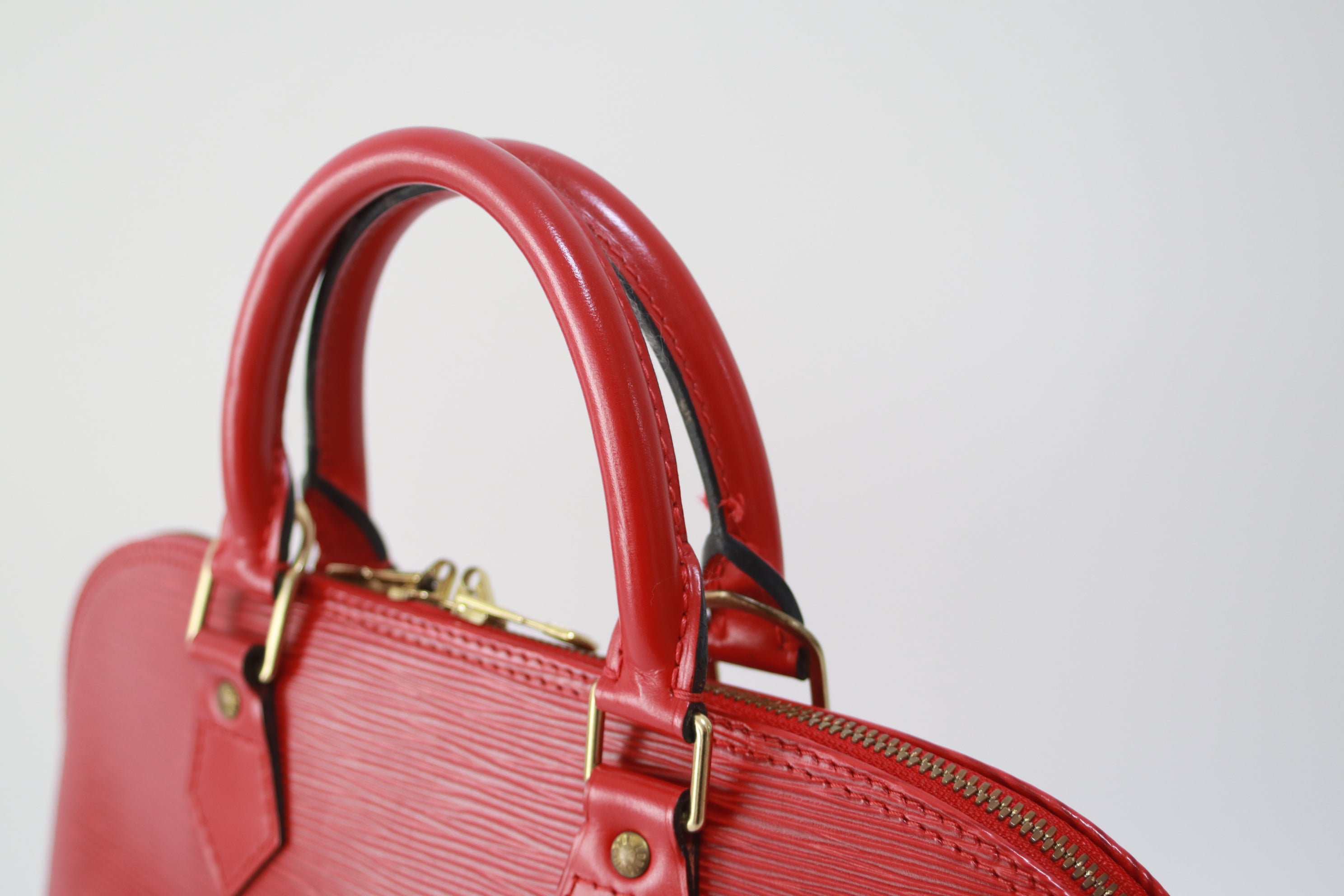 Louis Vuitton Alma PM Epi Handbag Red Used