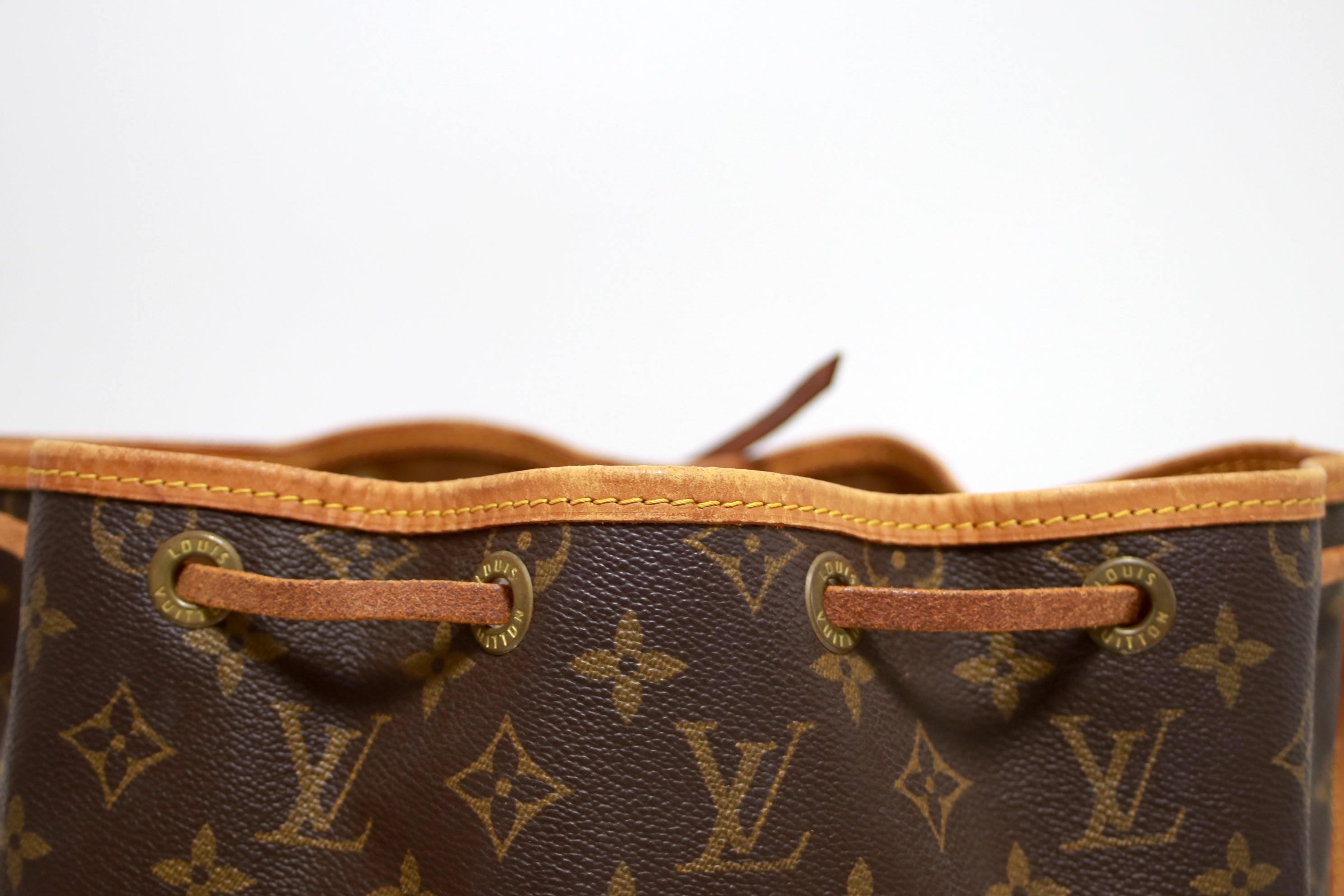 Borsa a secchiello Louis Vuitton Noe GM usata