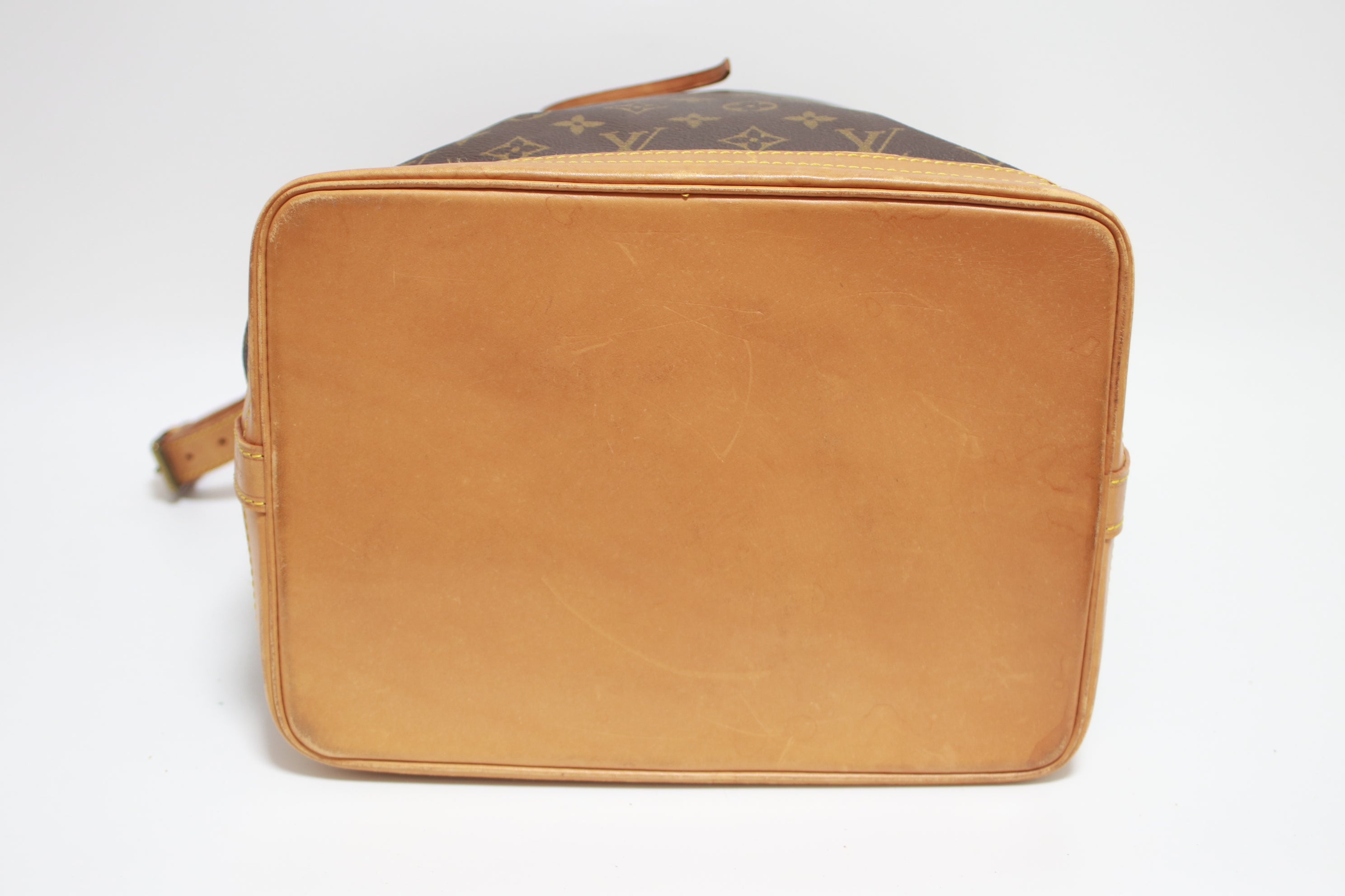 Borsa a secchiello Louis Vuitton Noe GM usata