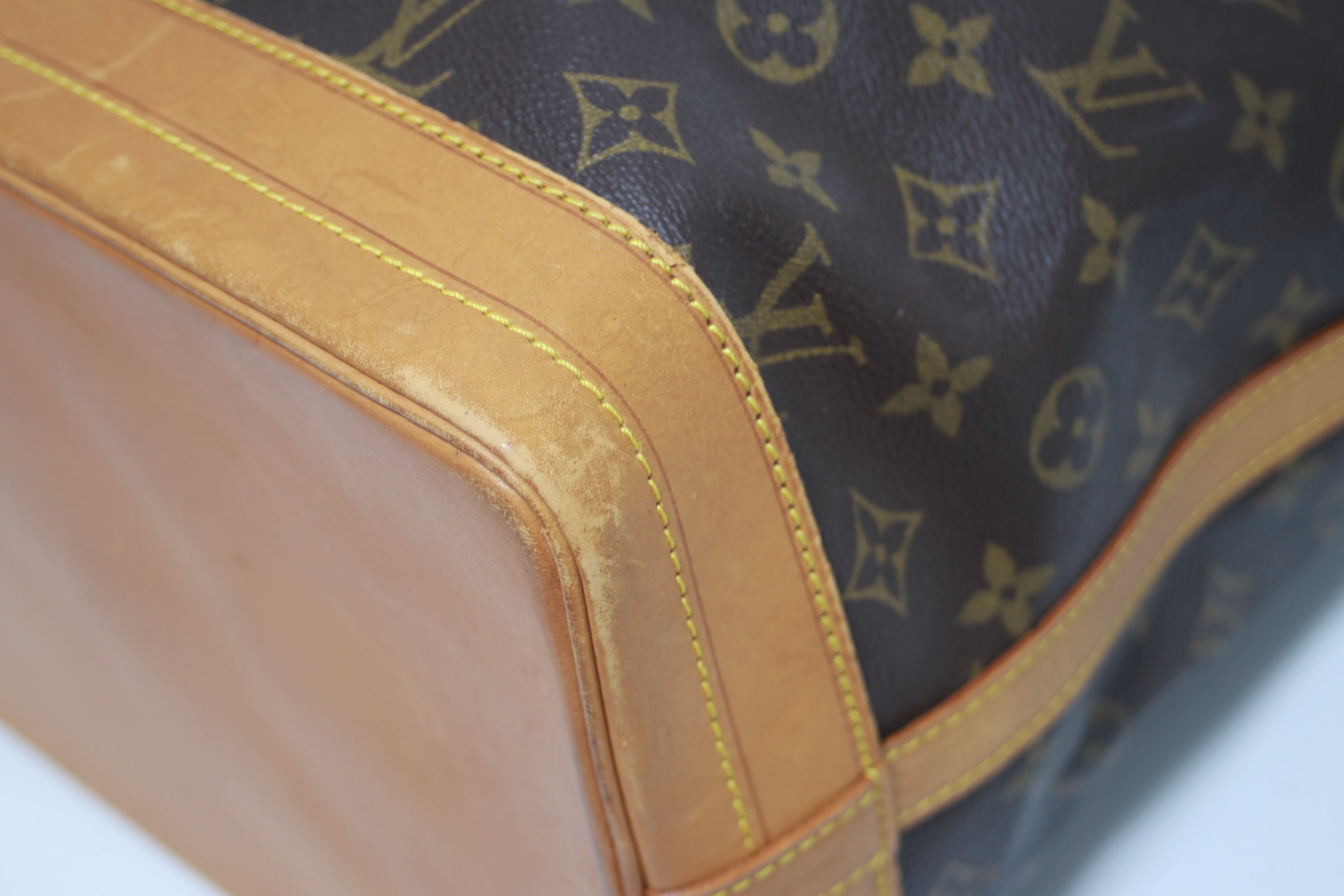 Borsa a secchiello Louis Vuitton Noe GM usata