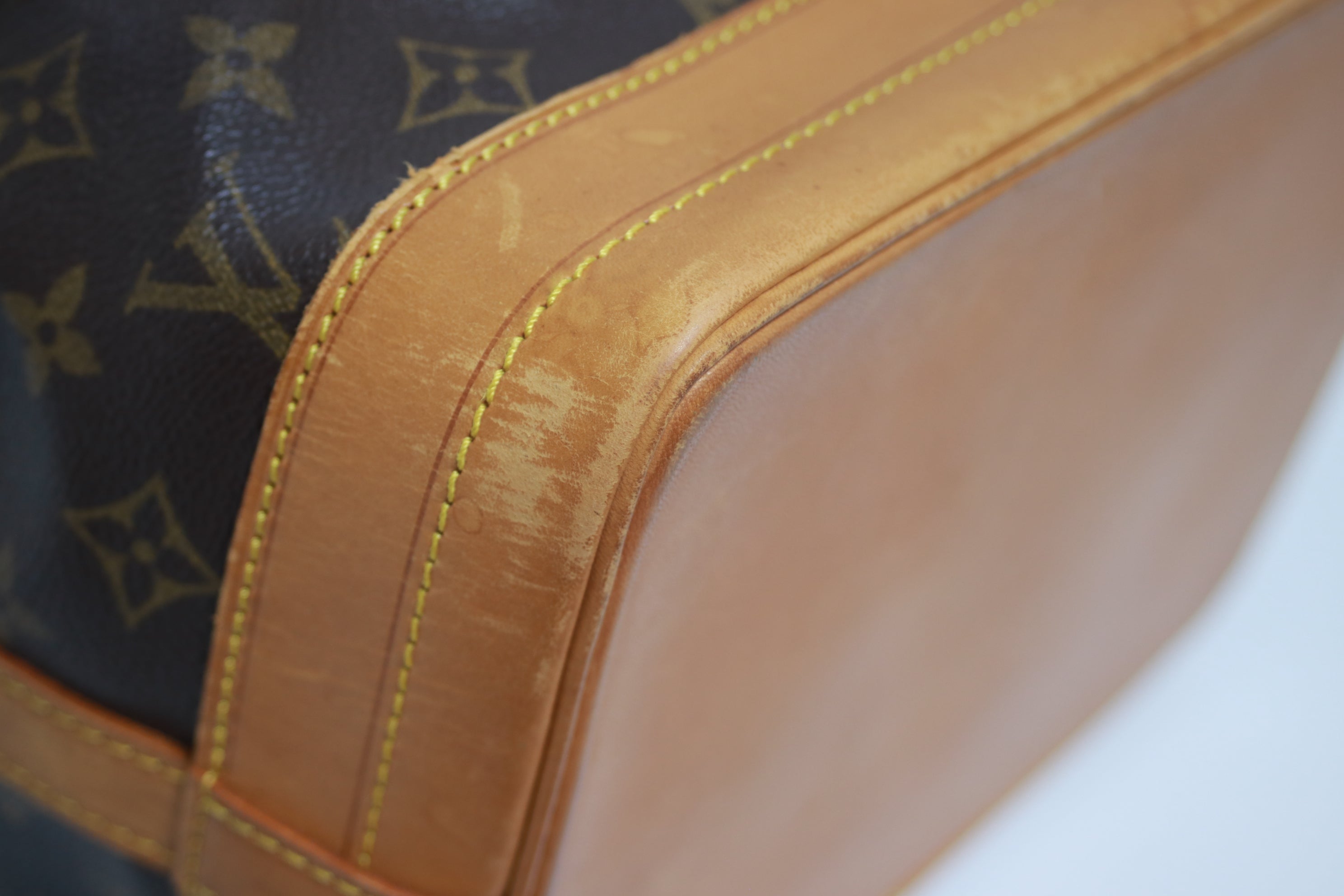 Borsa a secchiello Louis Vuitton Noe GM usata
