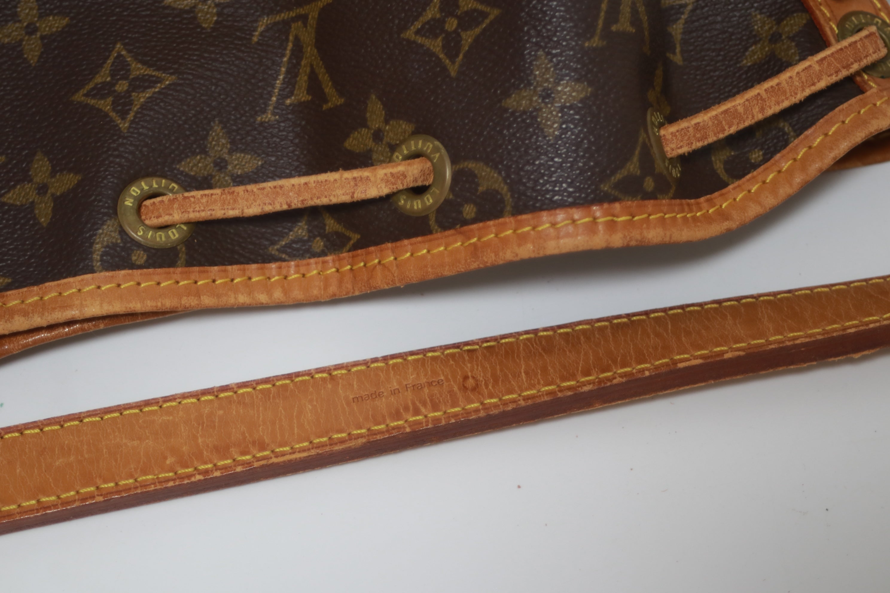 Borsa a secchiello Louis Vuitton Noe GM usata