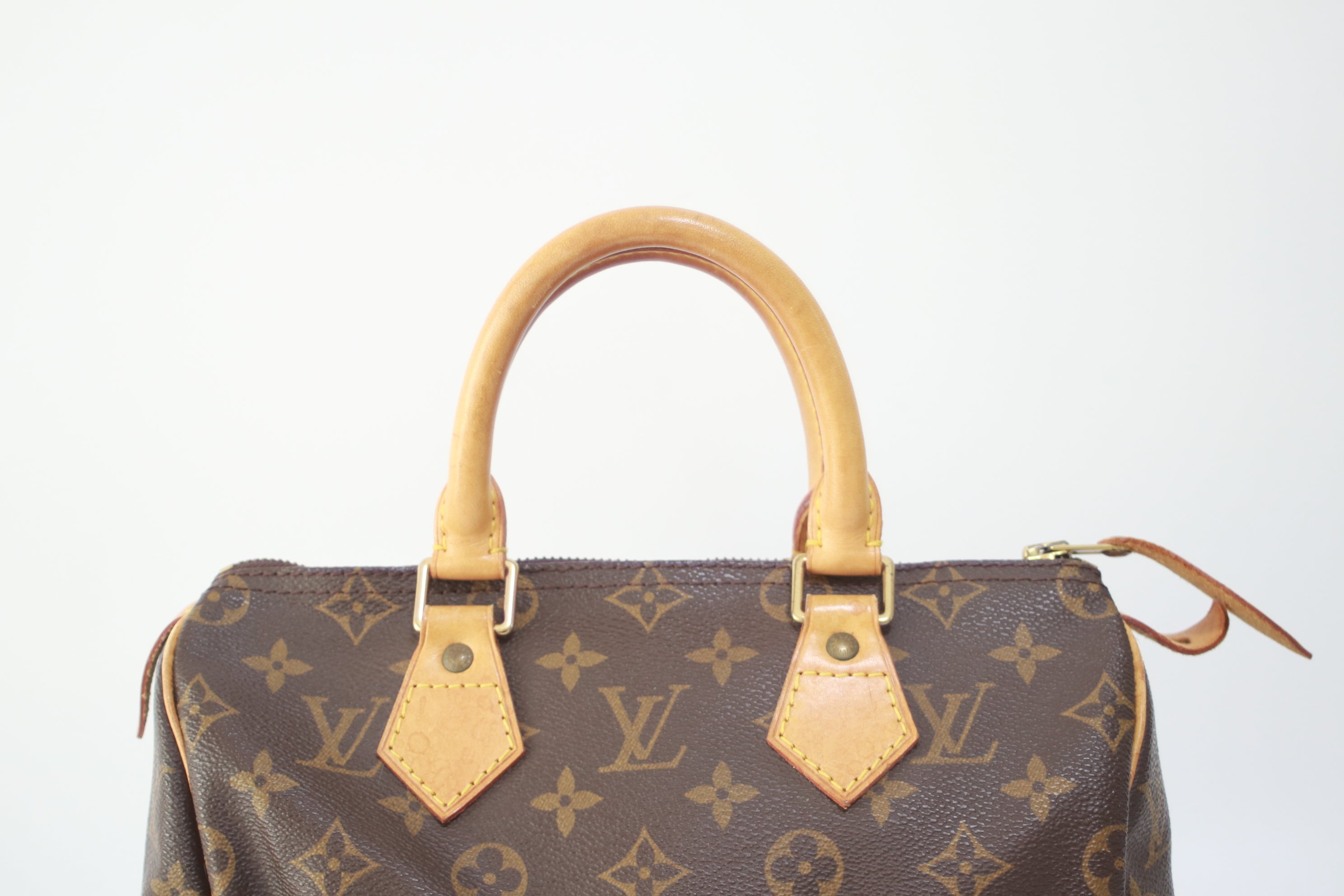 Louis Vuitton Speedy 25 Handbag Used