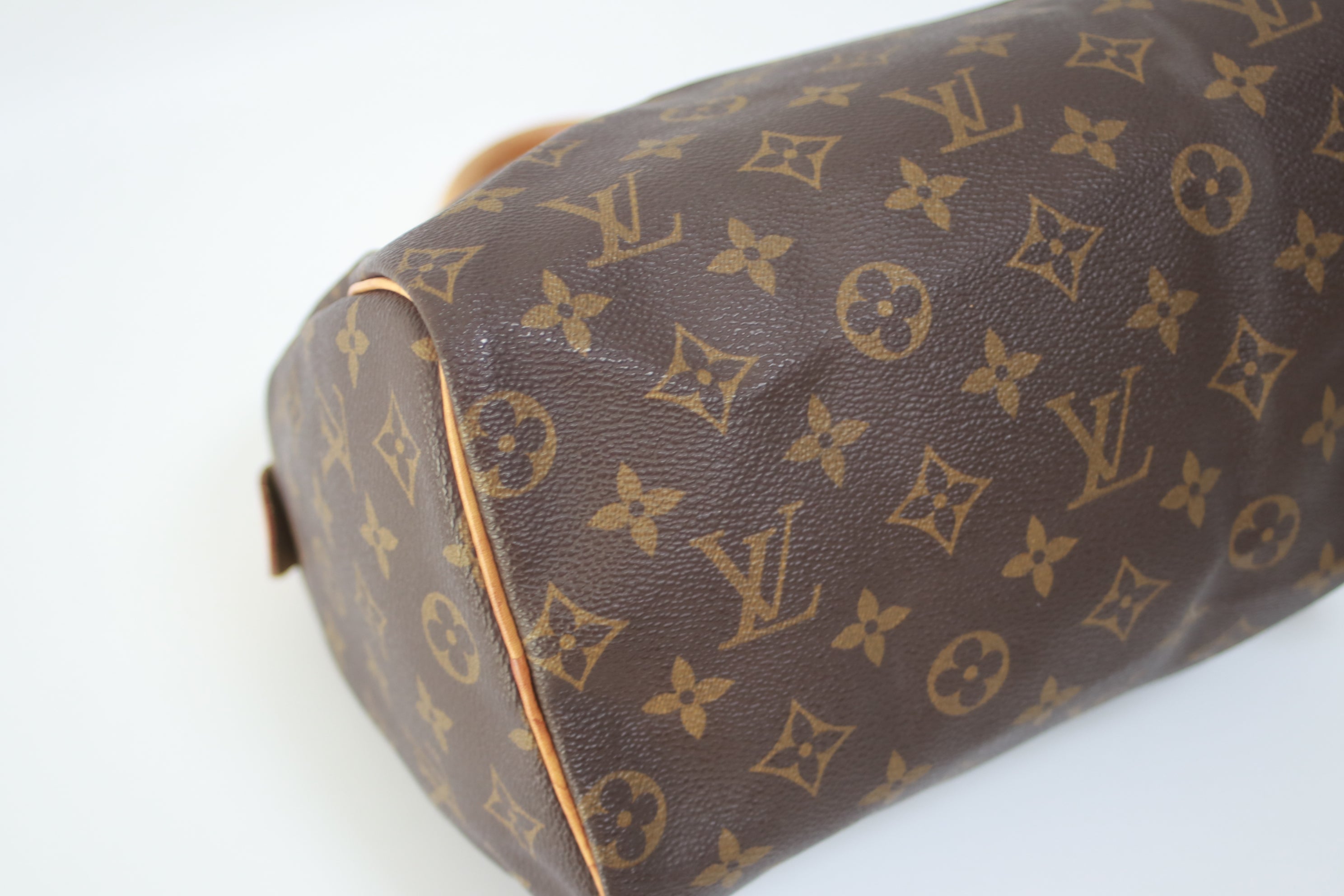 Louis Vuitton Speedy 25 Handbag Used