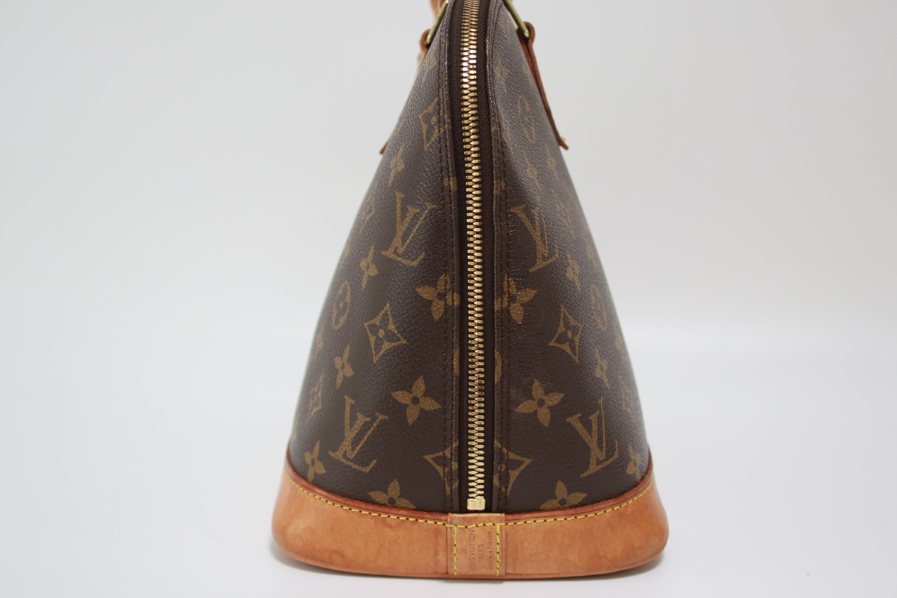 Louis Vuitton Alma PM Handbag Used