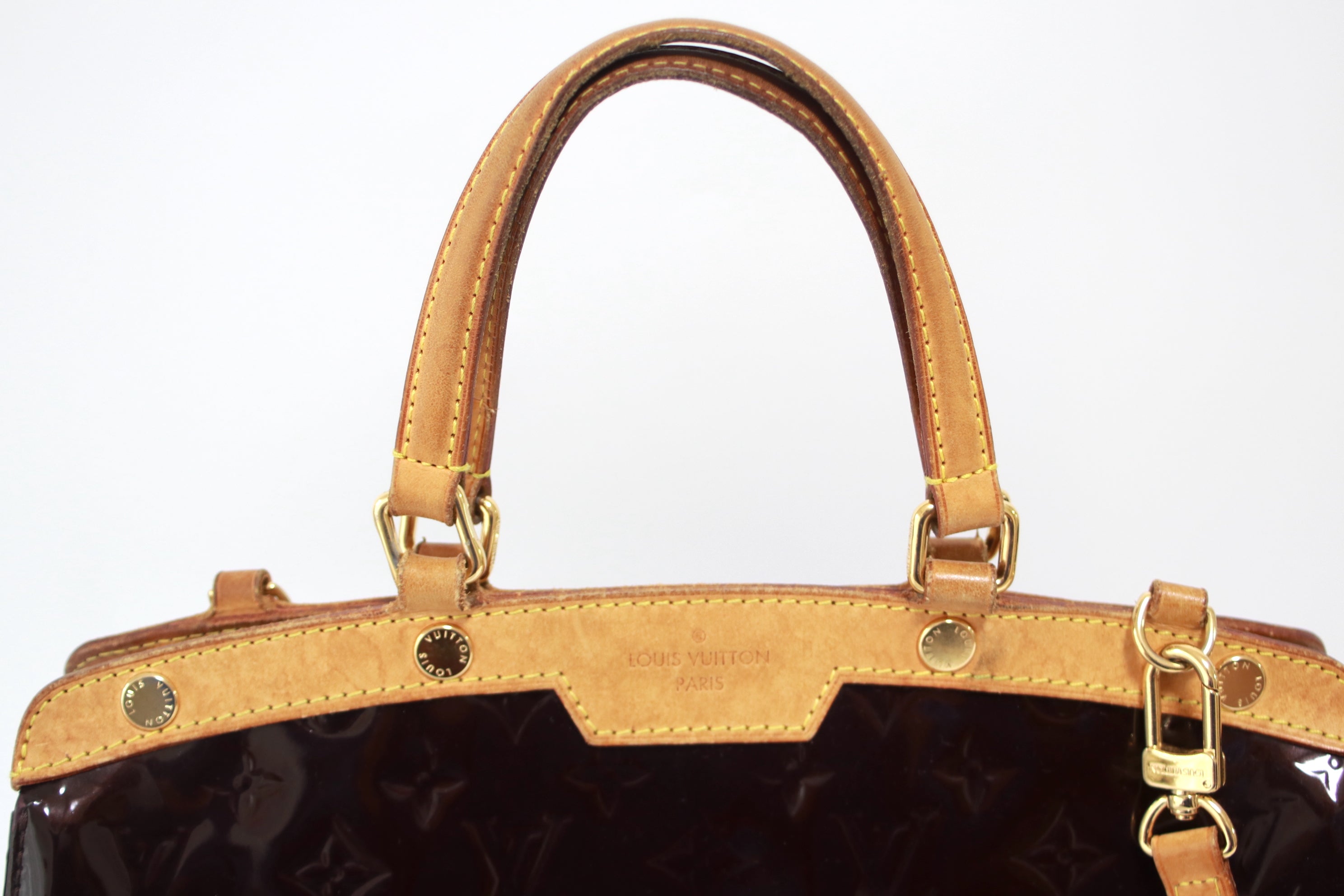 Louis Vuitton Brea MM Vernis Shoulder Bag Used