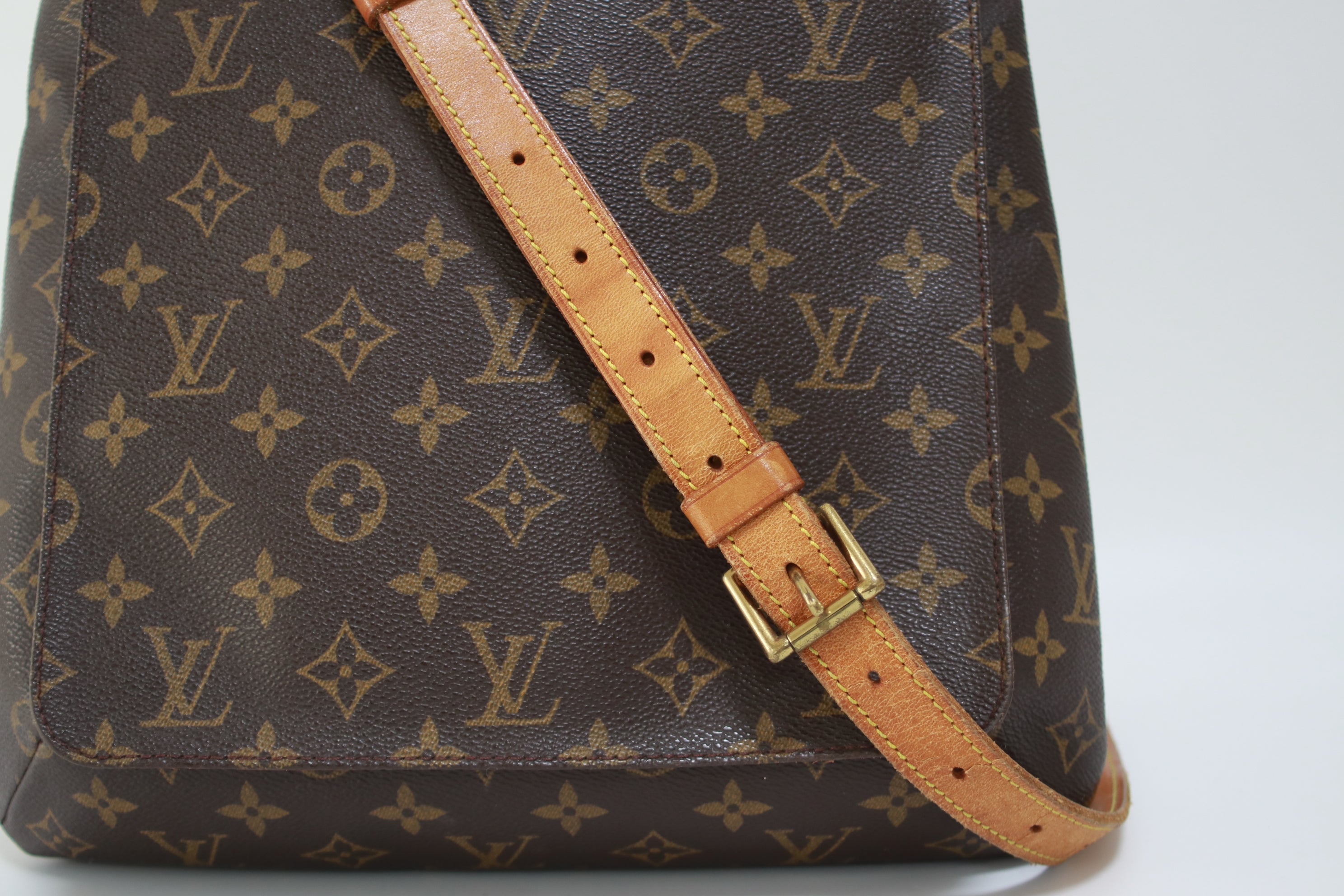 Louis Vuitton Musette Shoulder Bag Used