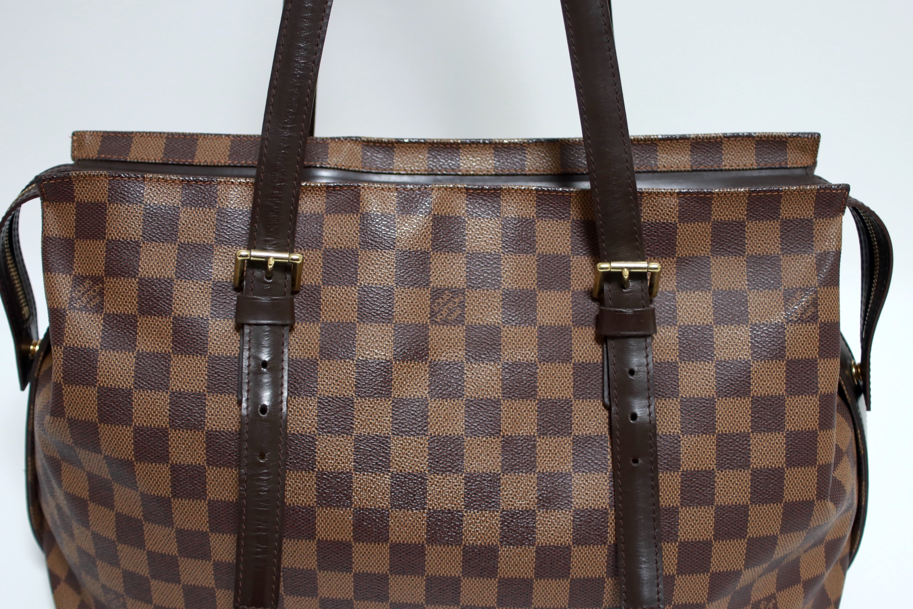 Louis Vuitton Chelsea Damier Ebene Shoulder Bag Used