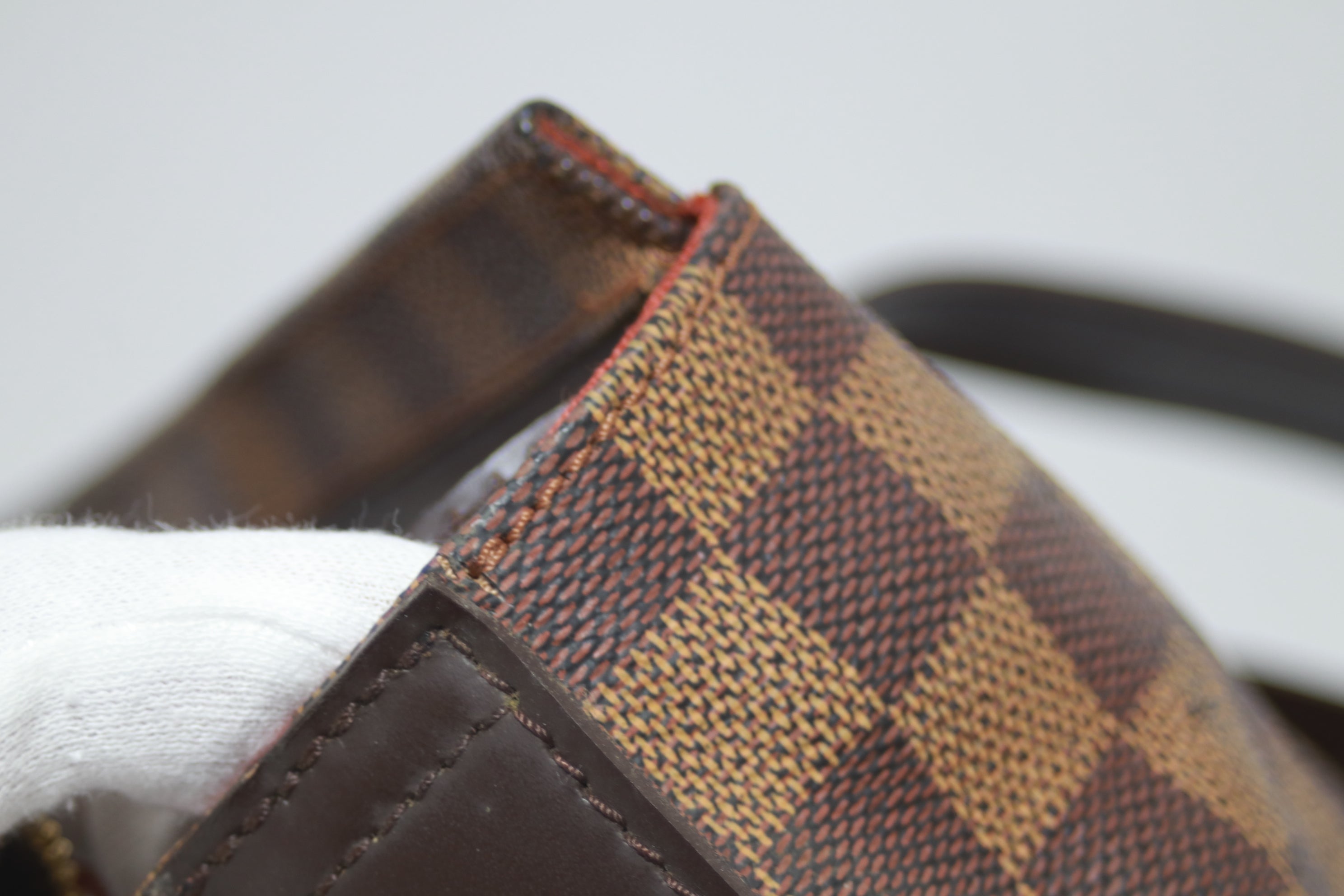 Louis Vuitton Chelsea Damier Ebene Shoulder Bag Used