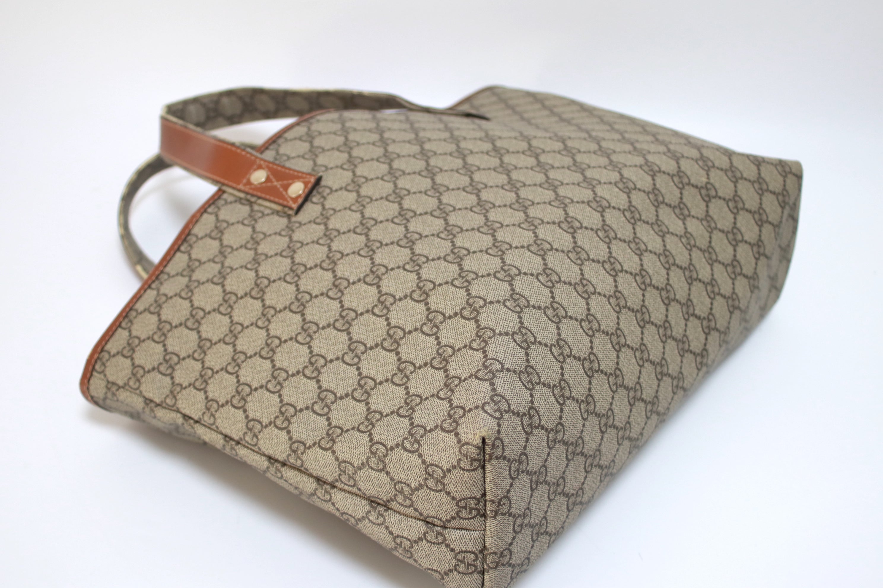 Gucci Sherryline Loop Shoulder Tote Bag