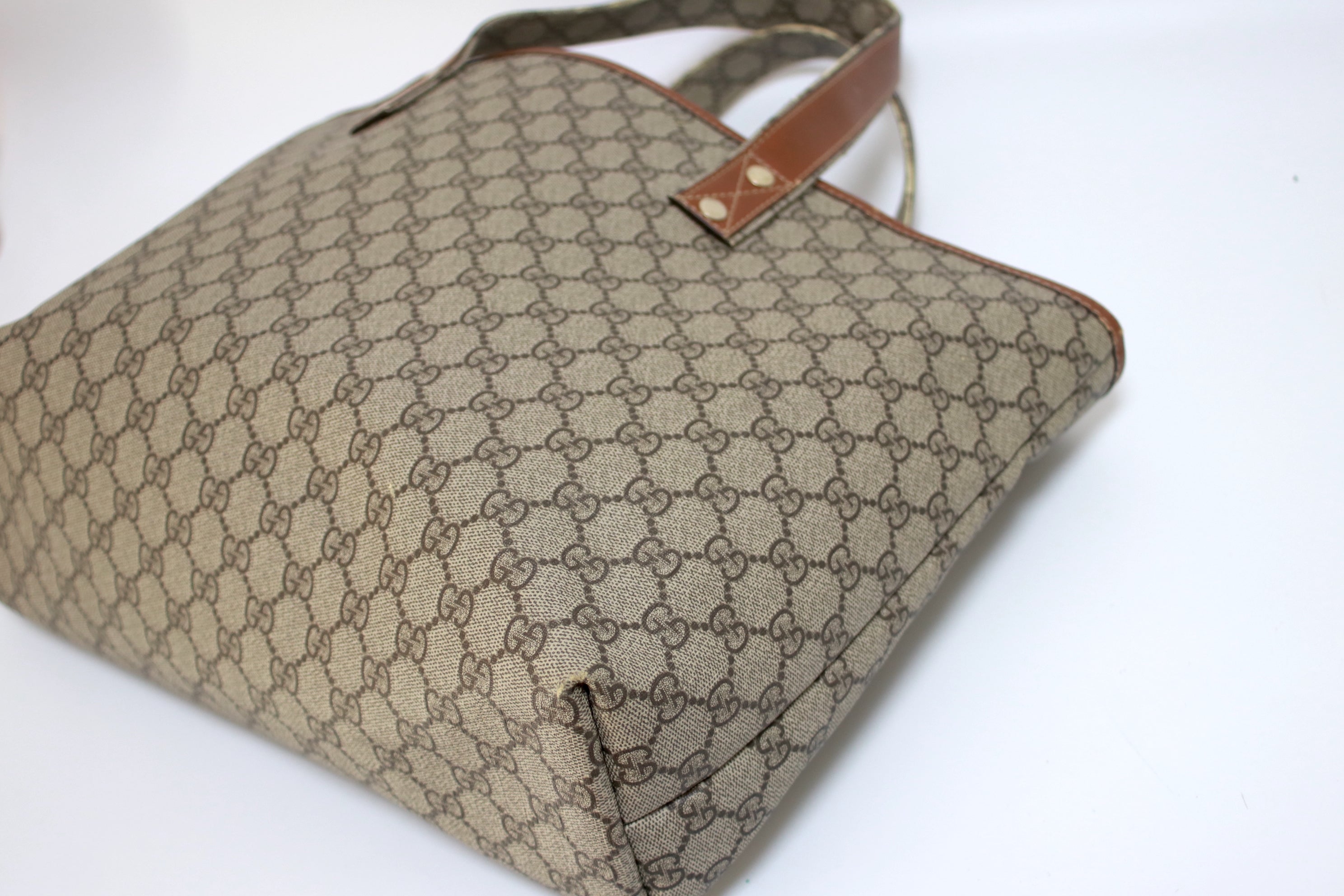Gucci Sherryline Loop Shoulder Tote Bag