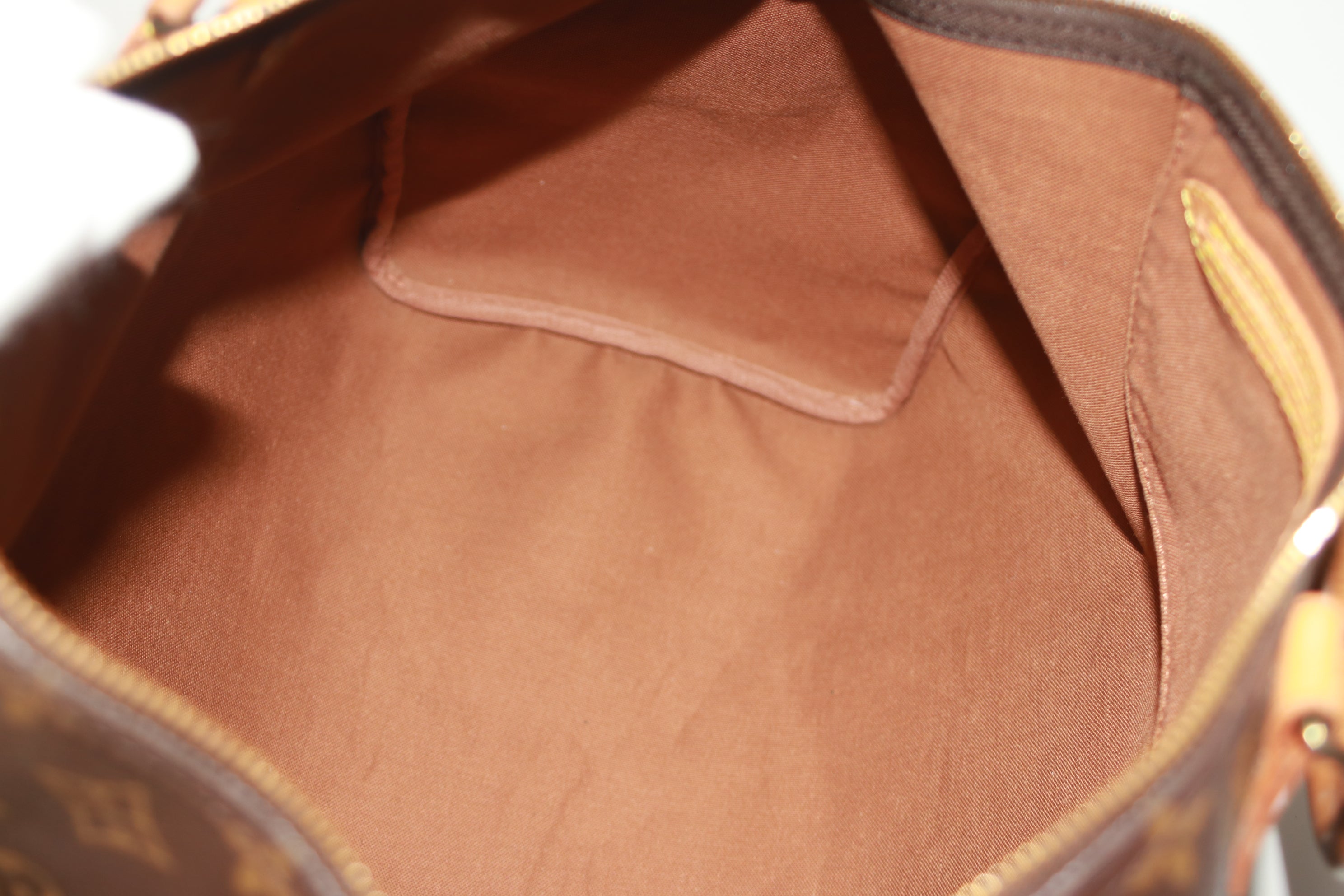 Louis Vuitton Speedy 40 Handbag Used