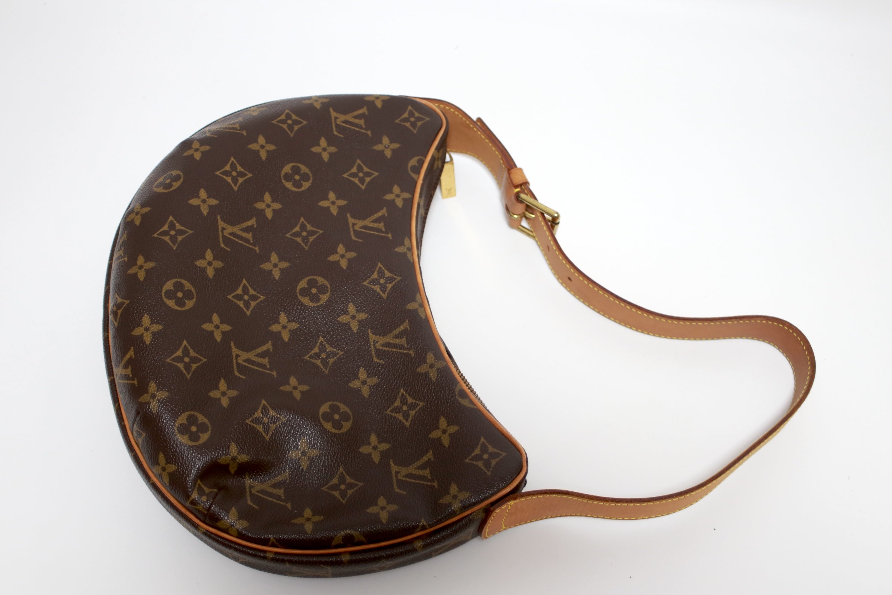 Louis Vuitton Croissant MM Shoulder Bag Used