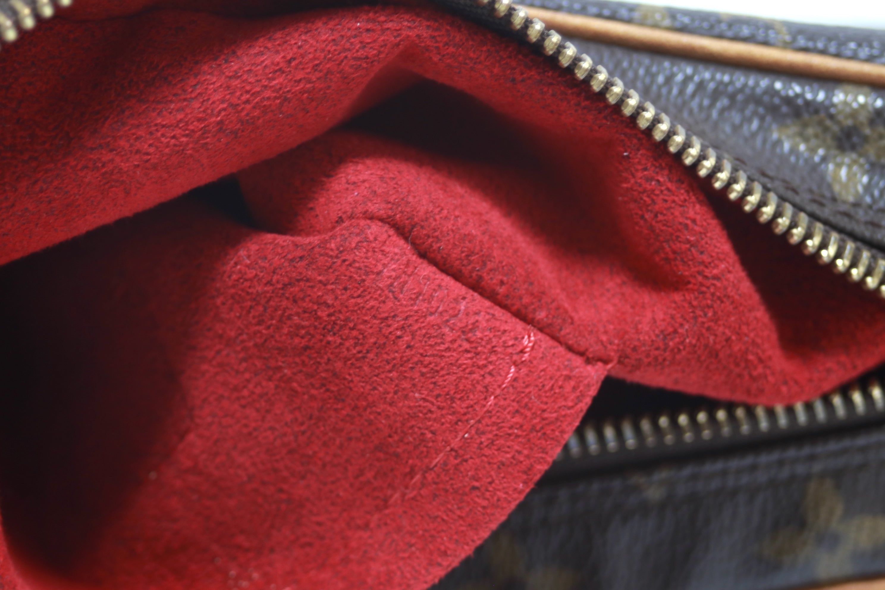 Borsa a tracolla Louis Vuitton Croissant MM usata