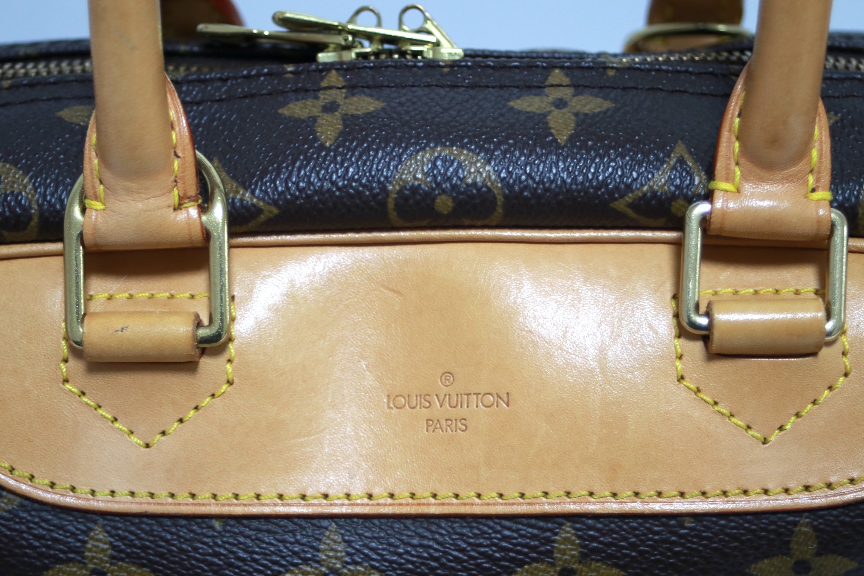 Louis Vuitton Deauville Handbag Used