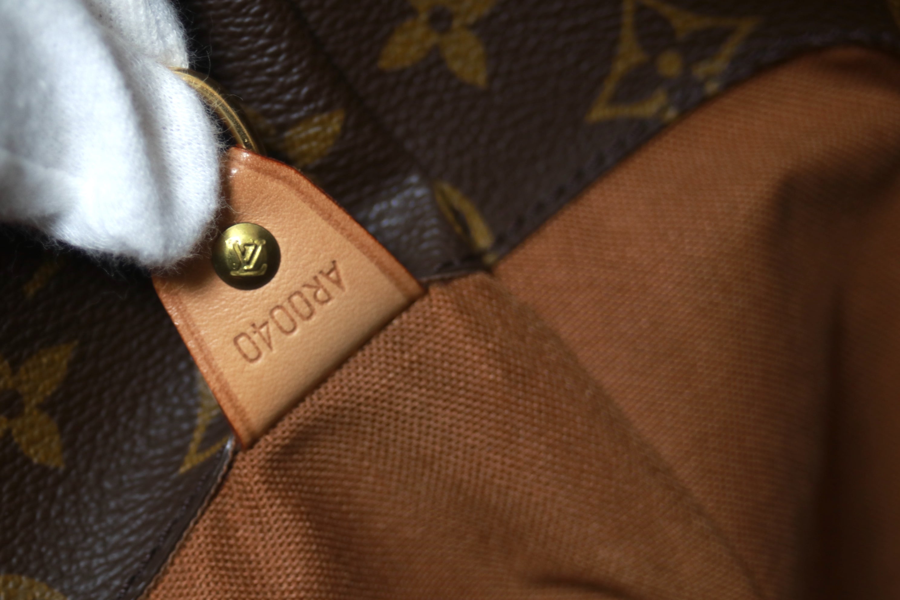 Louis Vuitton Cabas Alto Shoulder Tote Bag Used