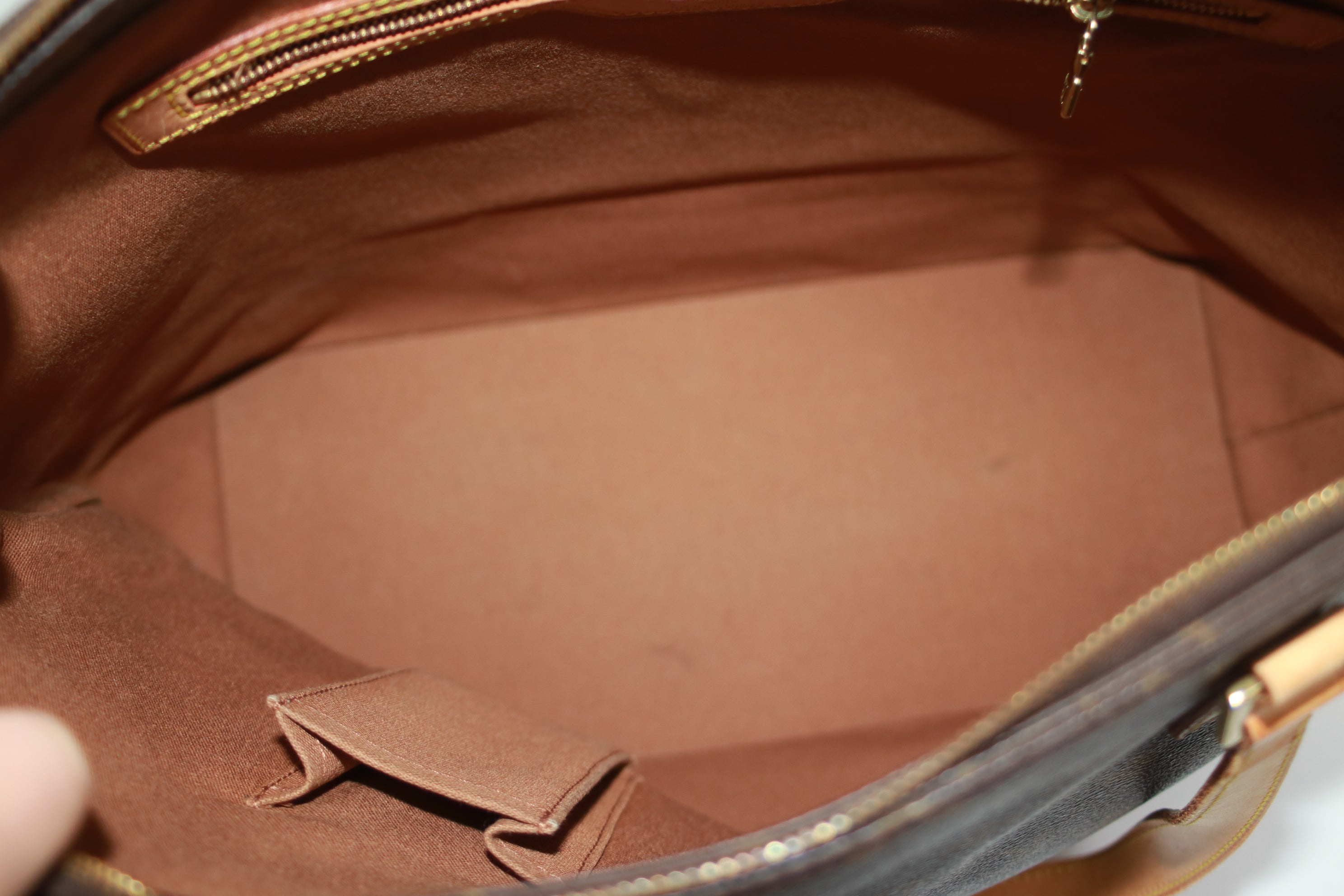 Louis Vuitton Cabas Mezzo Shoulder Bag Used