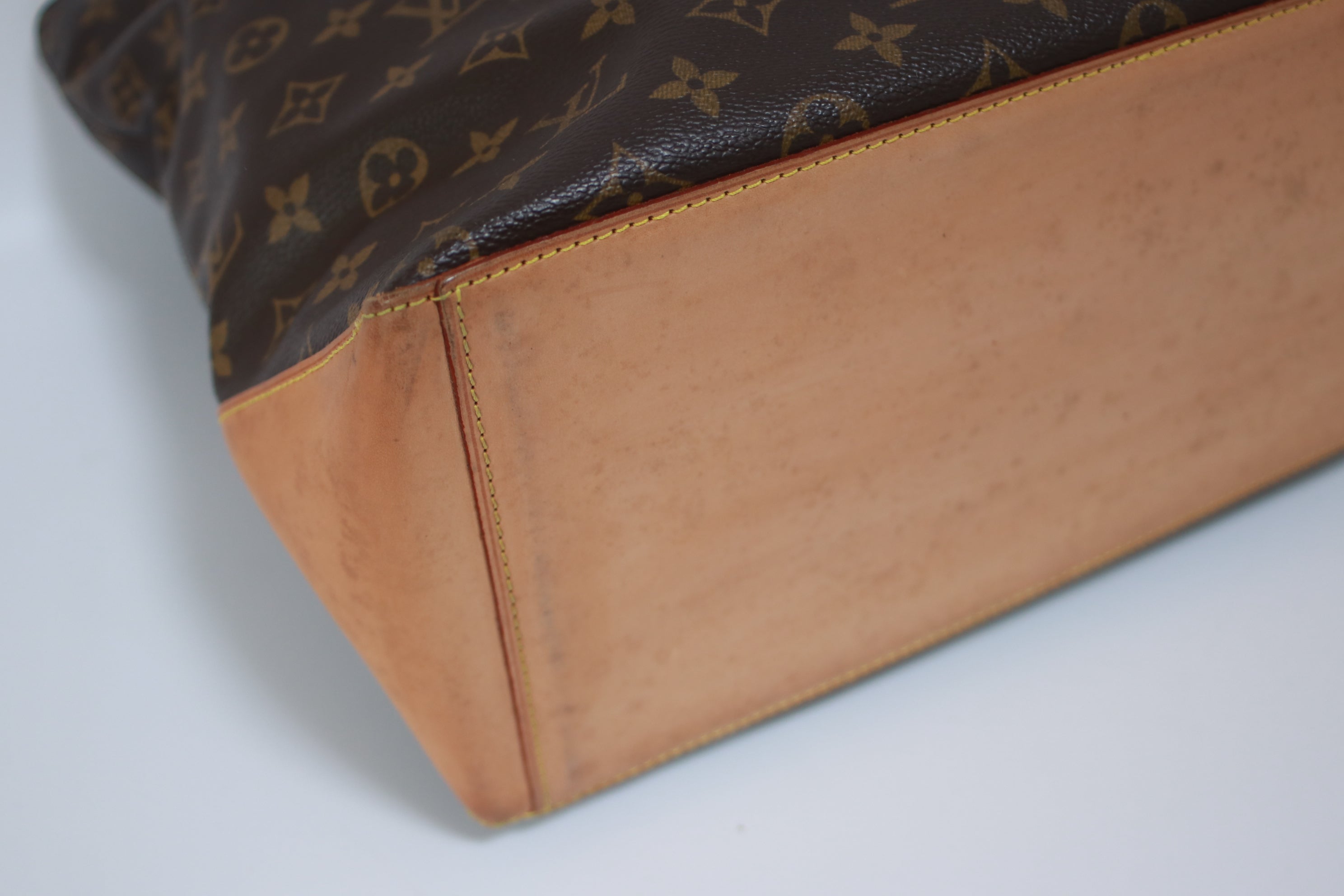 Louis Vuitton Cabas Mezzo Shoulder Bag Used