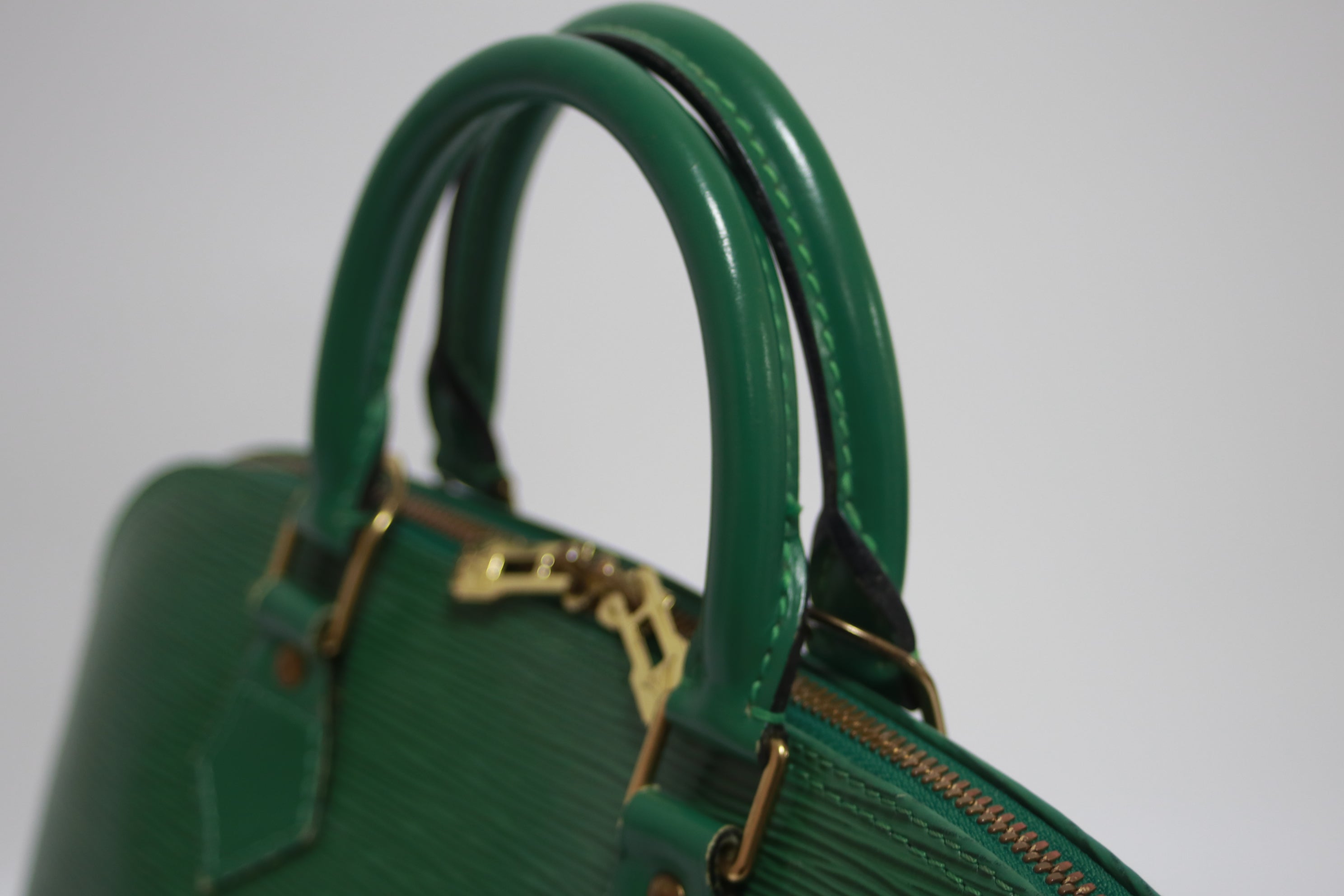 Louis Vuitton Alma PM Epi Leather Green Handbag Used