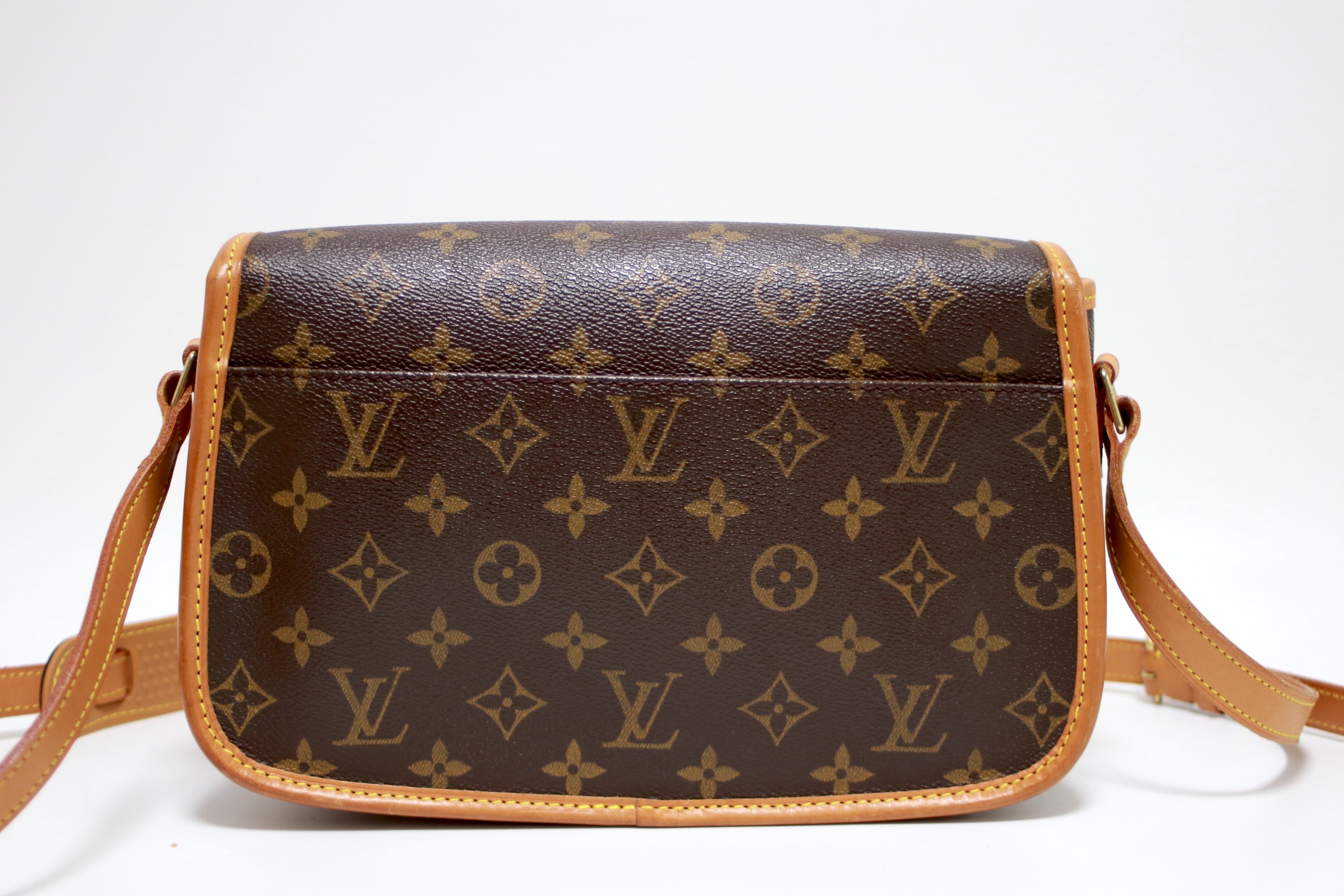 Louis Vuitton Sologne Shoulder Bag Used