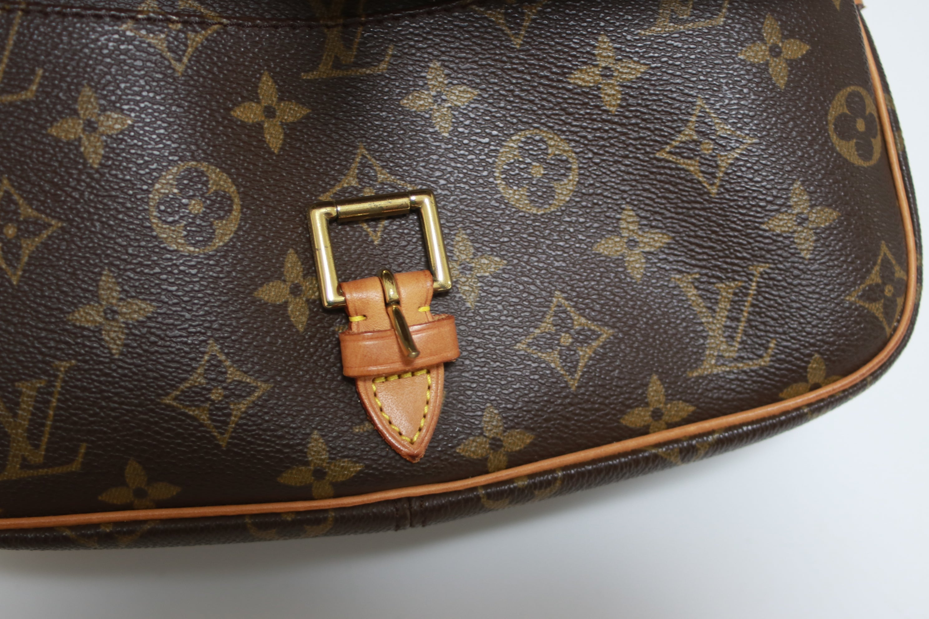 Louis Vuitton Sologne Shoulder Bag Used