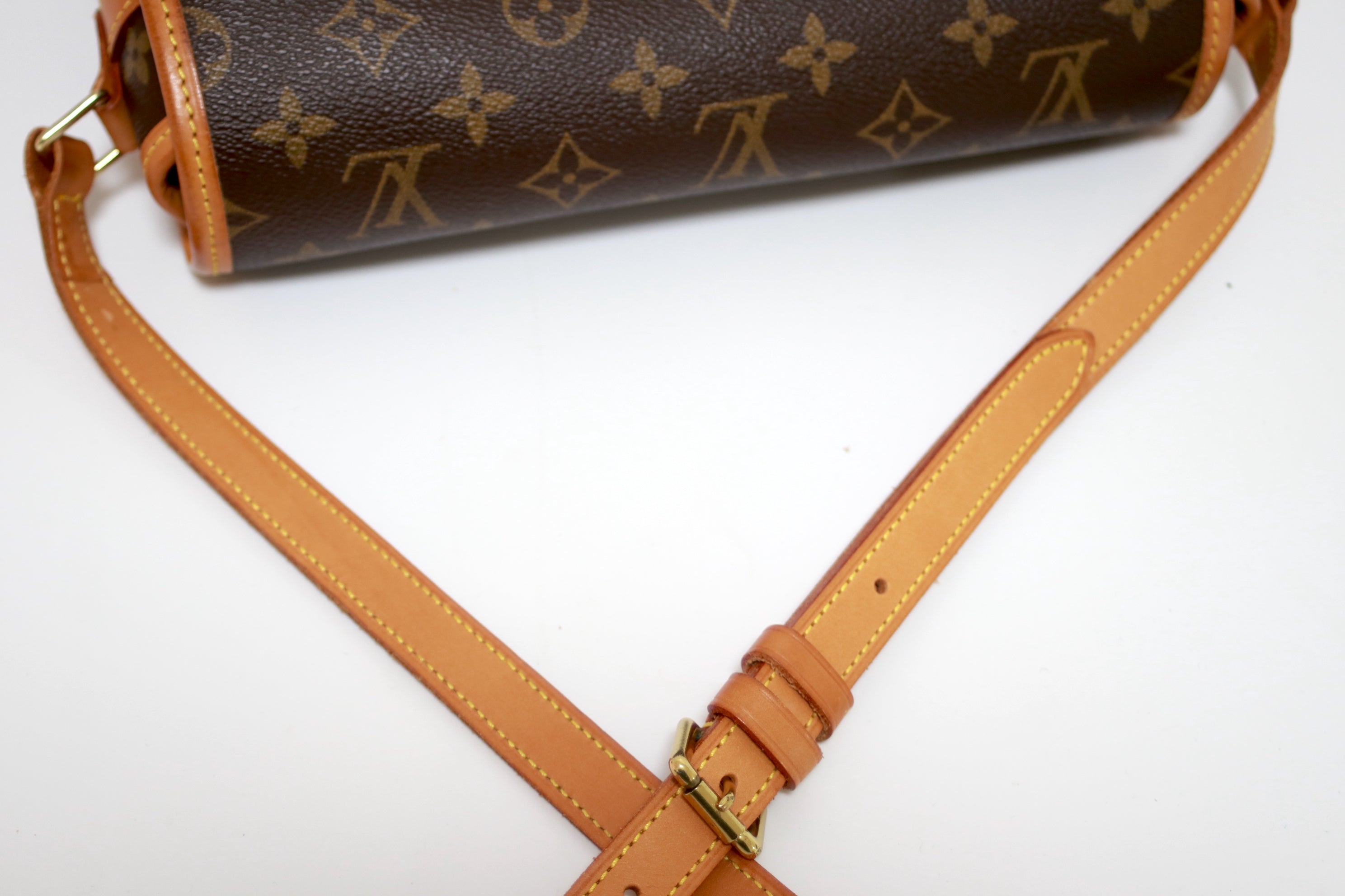 Louis Vuitton Sologne Shoulder Bag Used