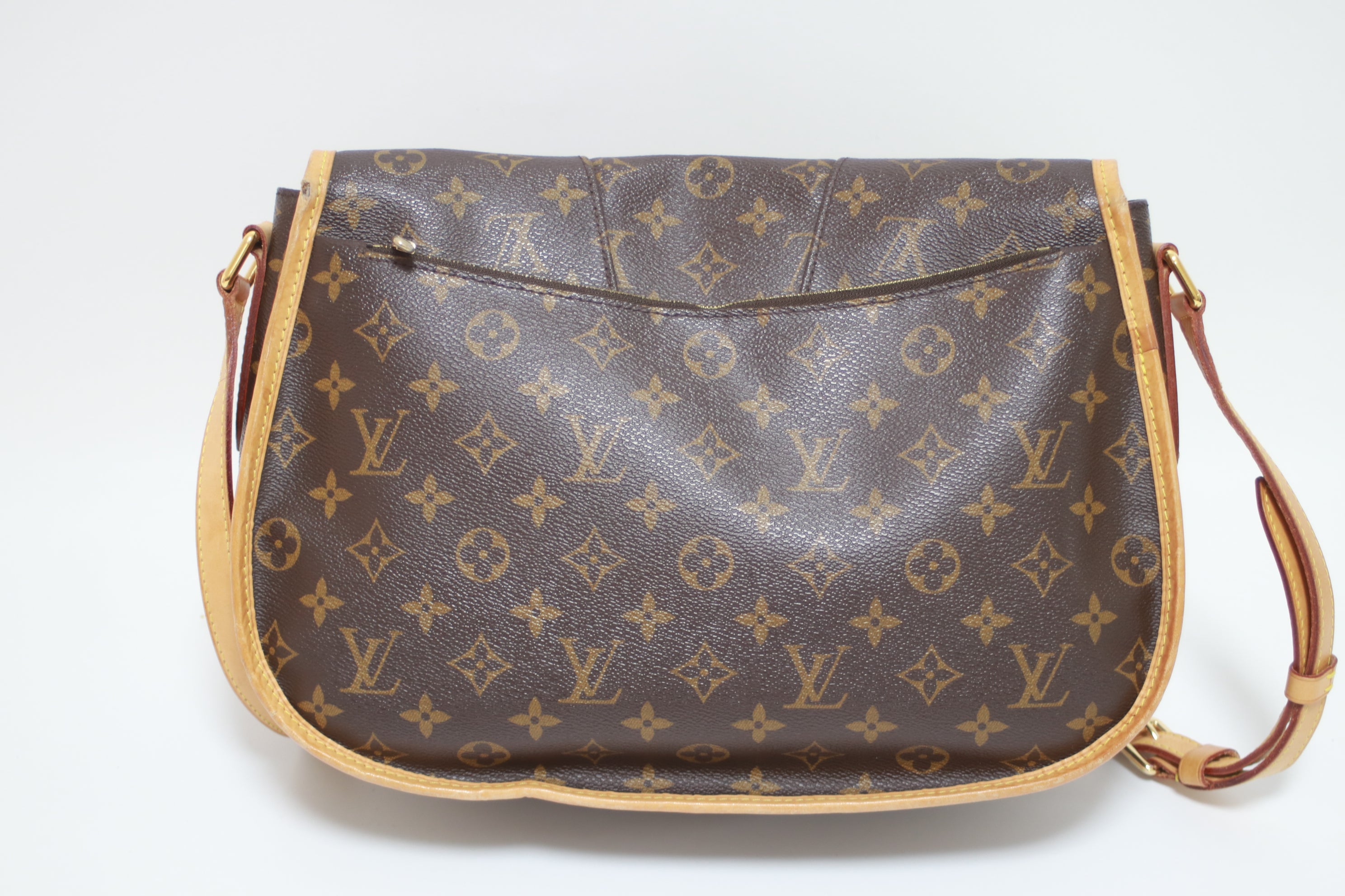 Louis Vuitton Menilmontant MM Shoulder Bag Used