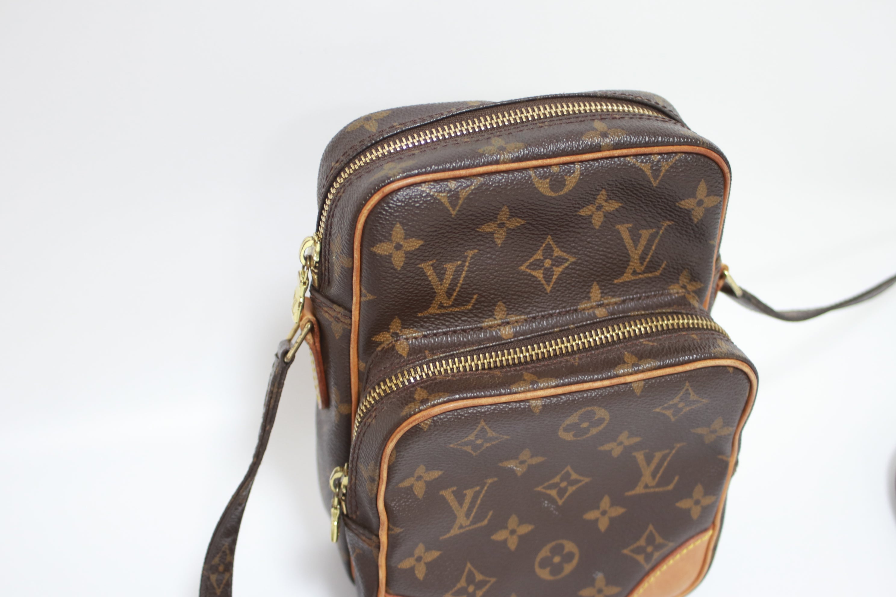 Louis Vuitton Amazone Shoulder Bag Used