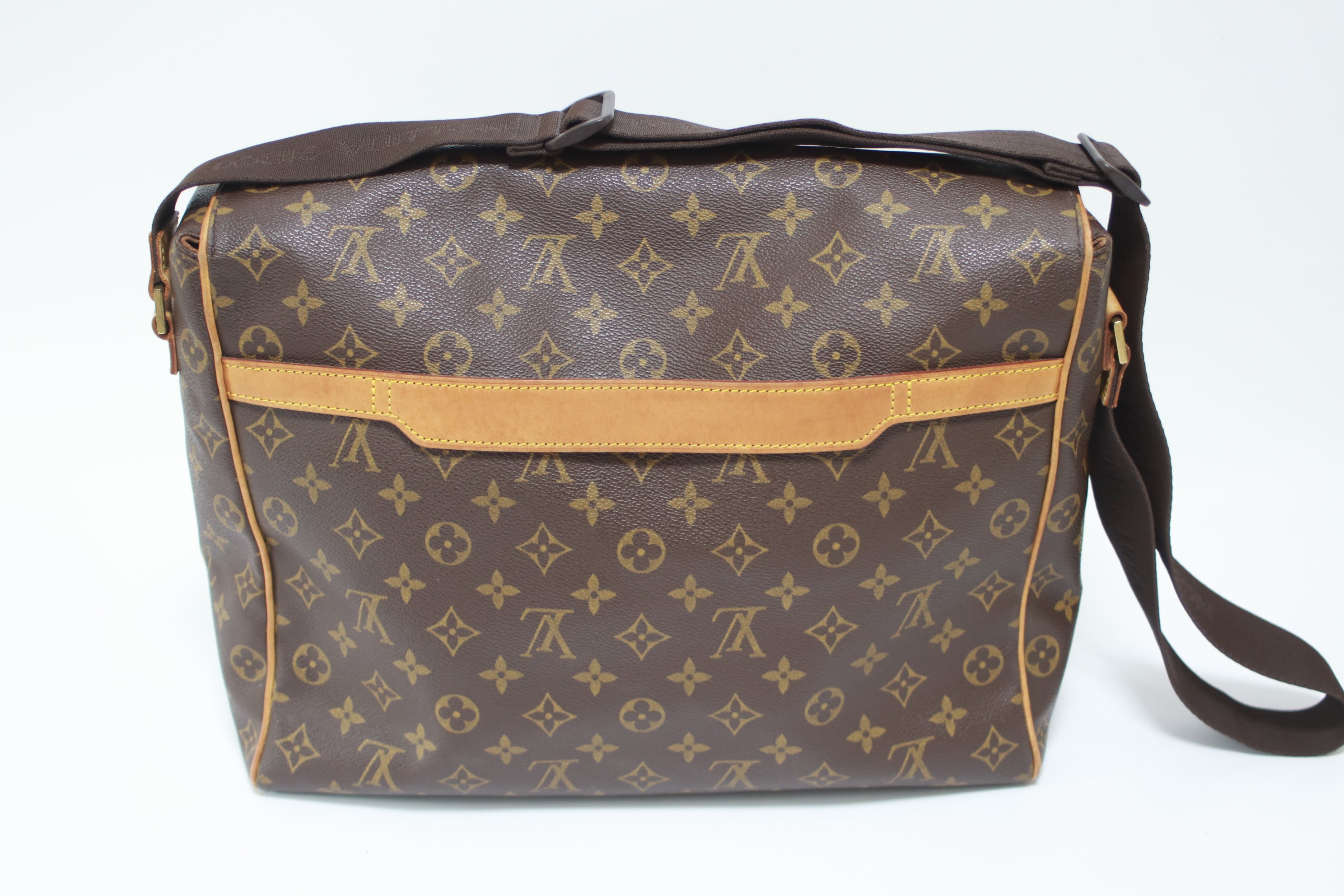 Louis Vuitton Abbesses Messenger Bag Used