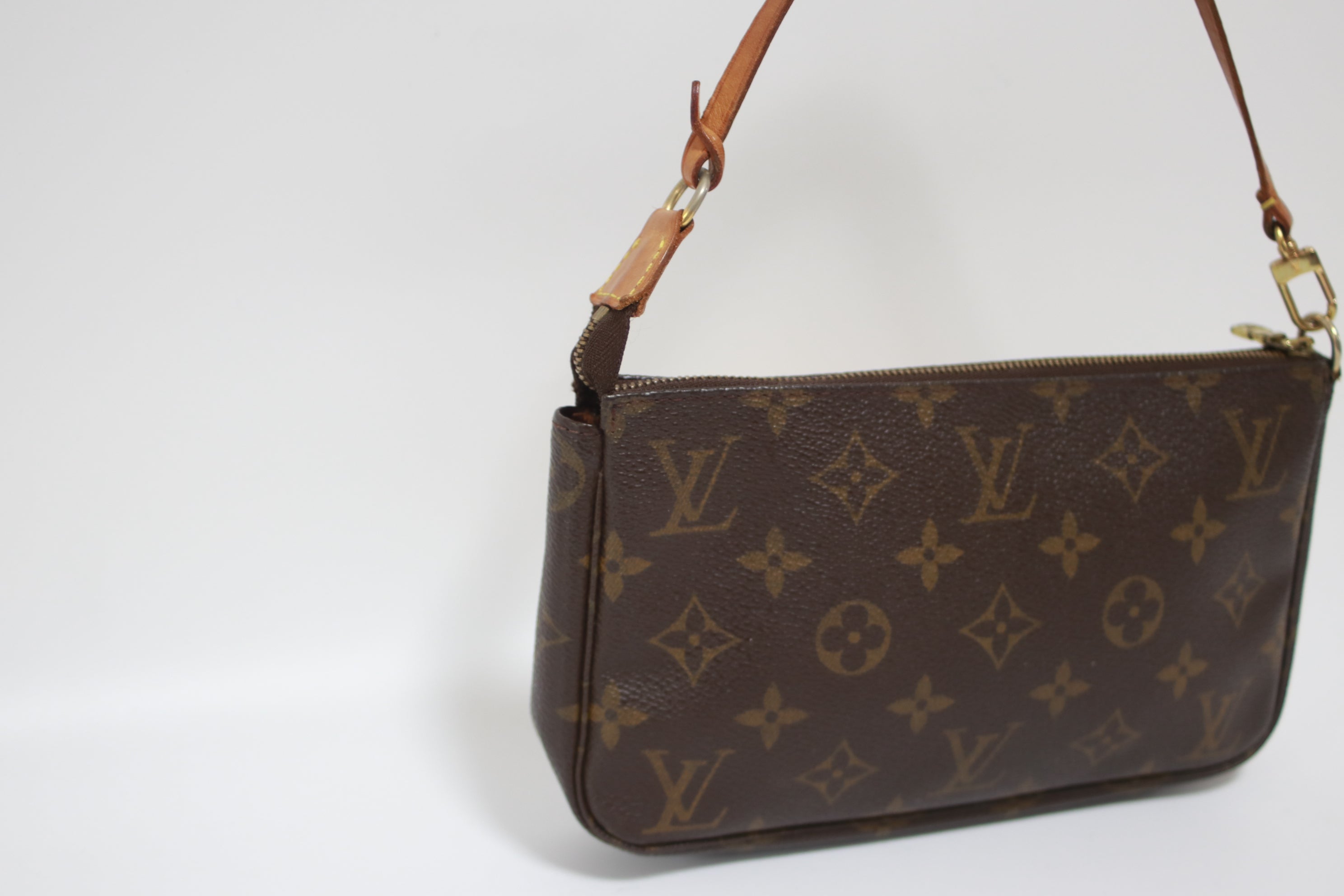Louis Vuitton Pochette Accessories Pouch Used