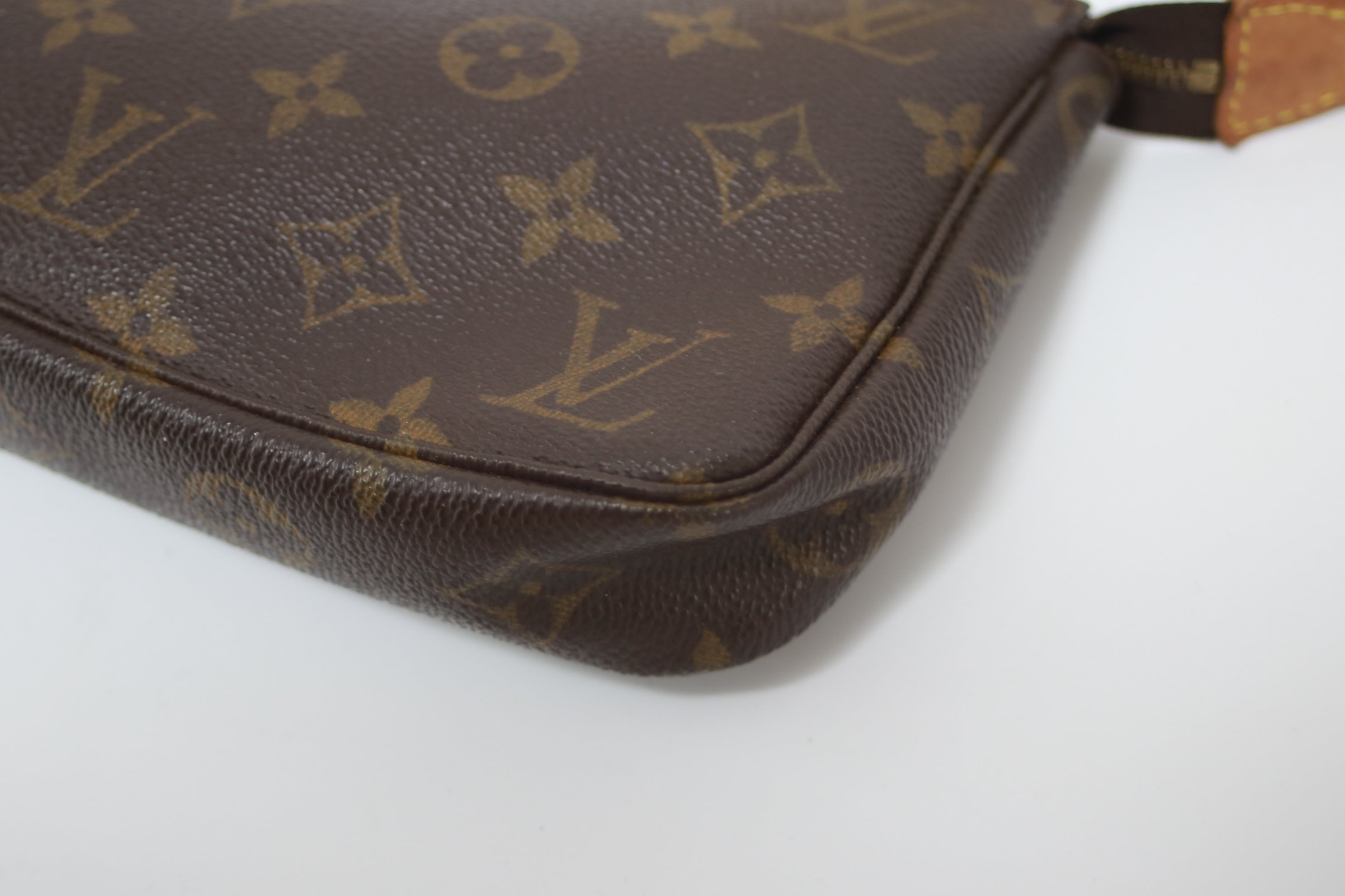 Louis Vuitton Pochette Accessories Pouch Used
