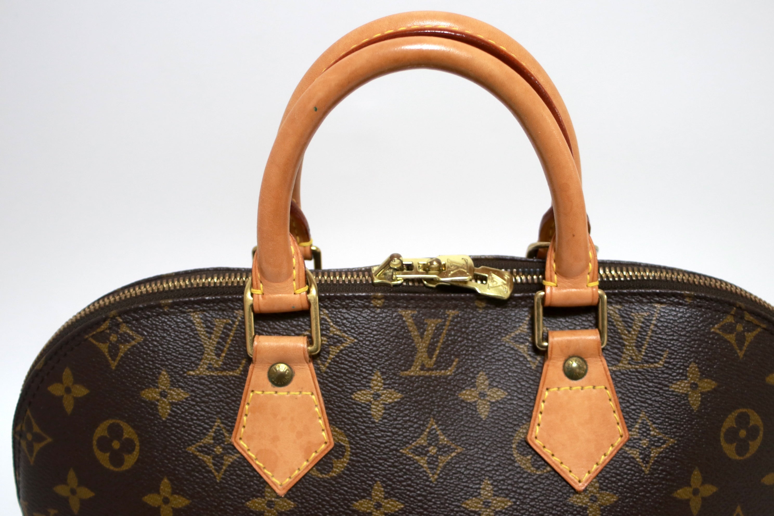 Louis Vuitton Alma Pm Handbag Used