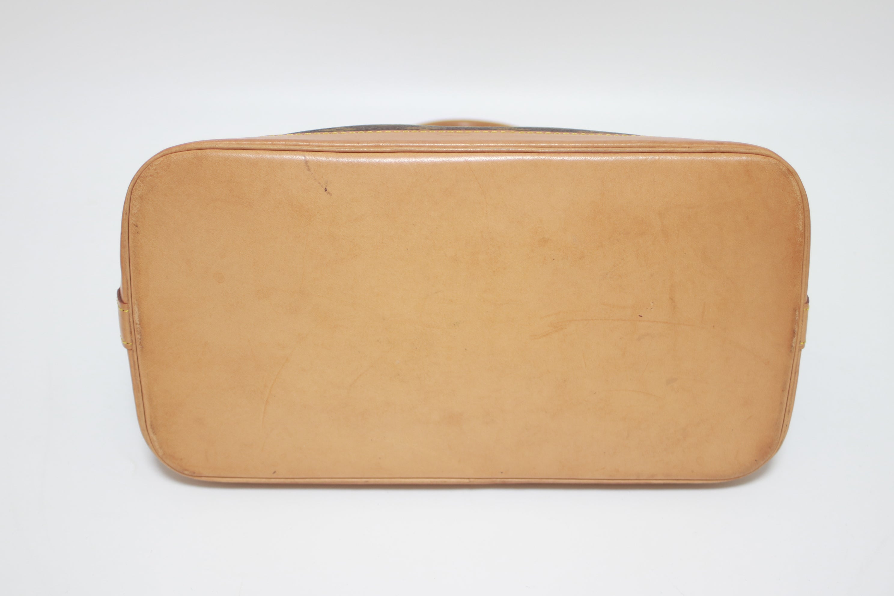 Louis Vuitton Alma PM Handbag Used