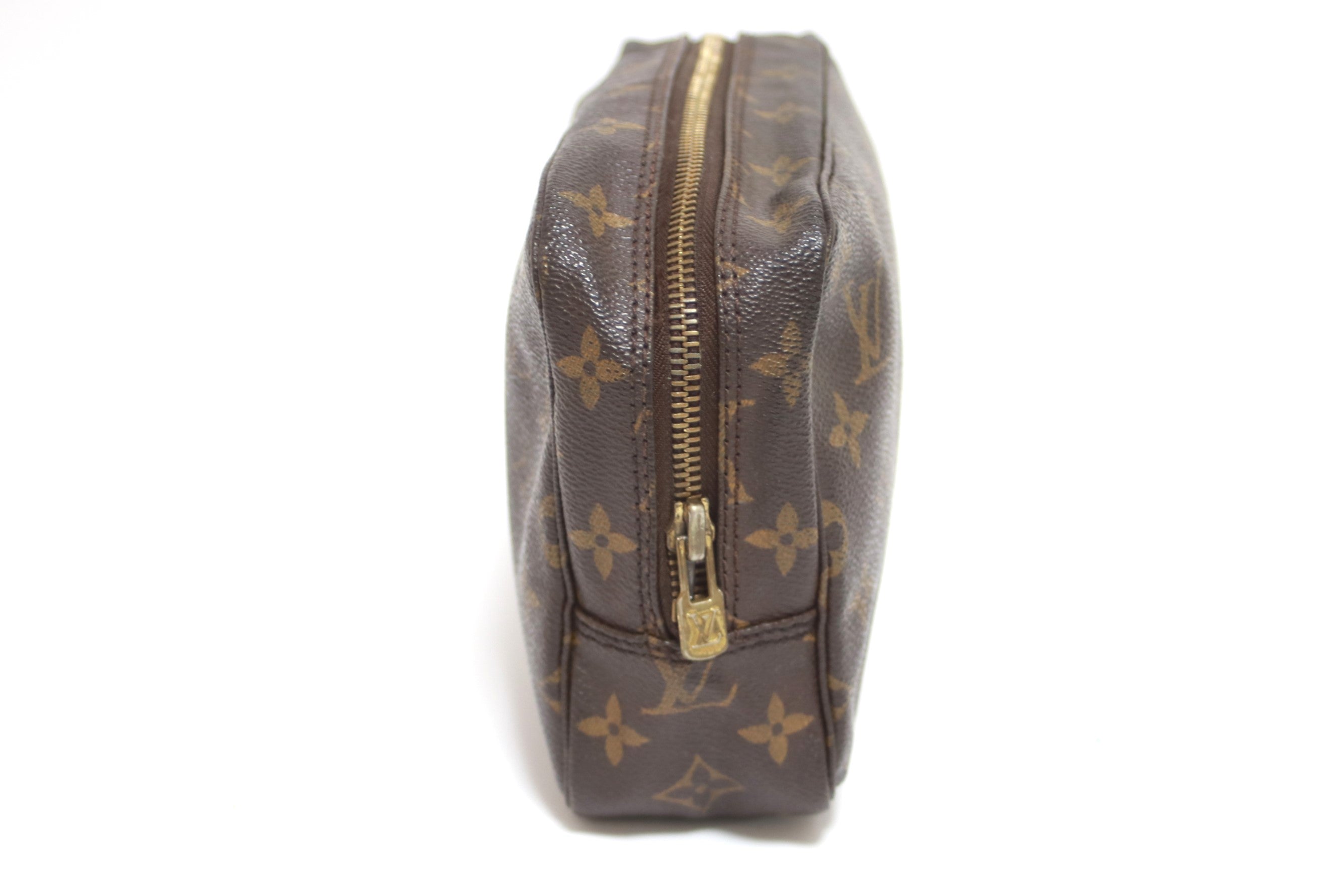 Louis Vuitton Trousse 23 Clutch Used
