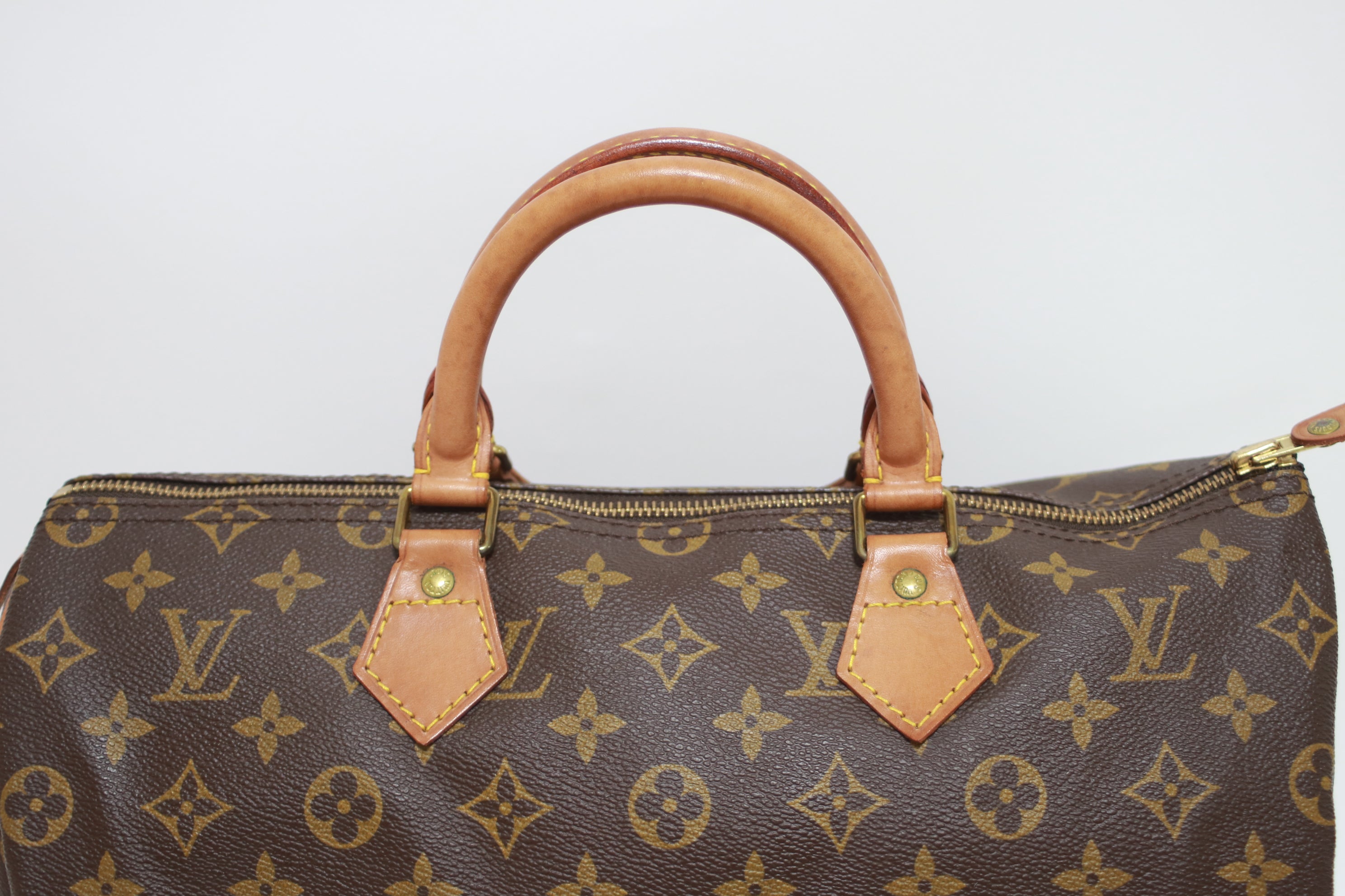 Louis Vuitton Speedy 35 Handbag Used