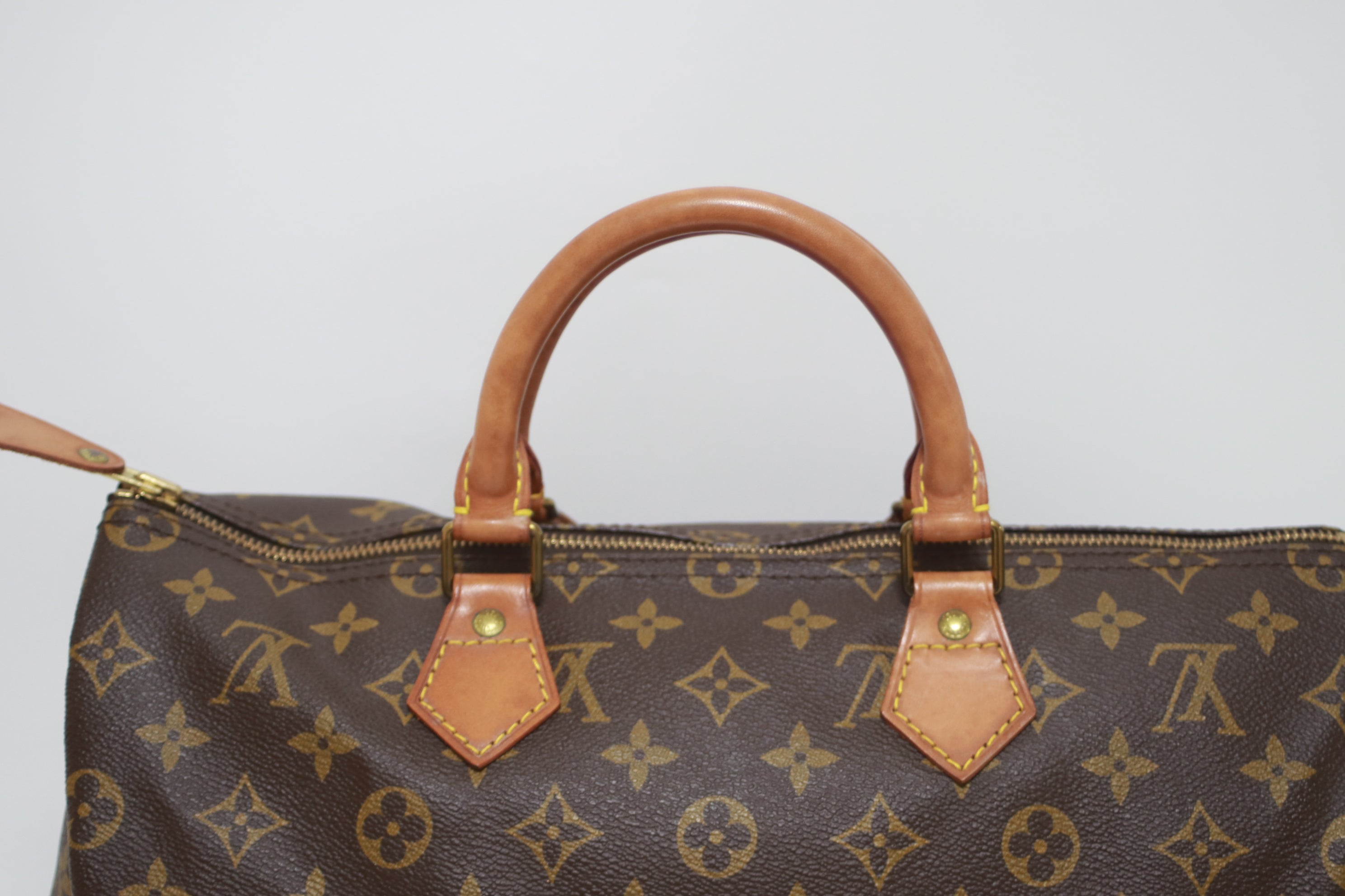 Louis Vuitton Speedy 35 Handbag Used