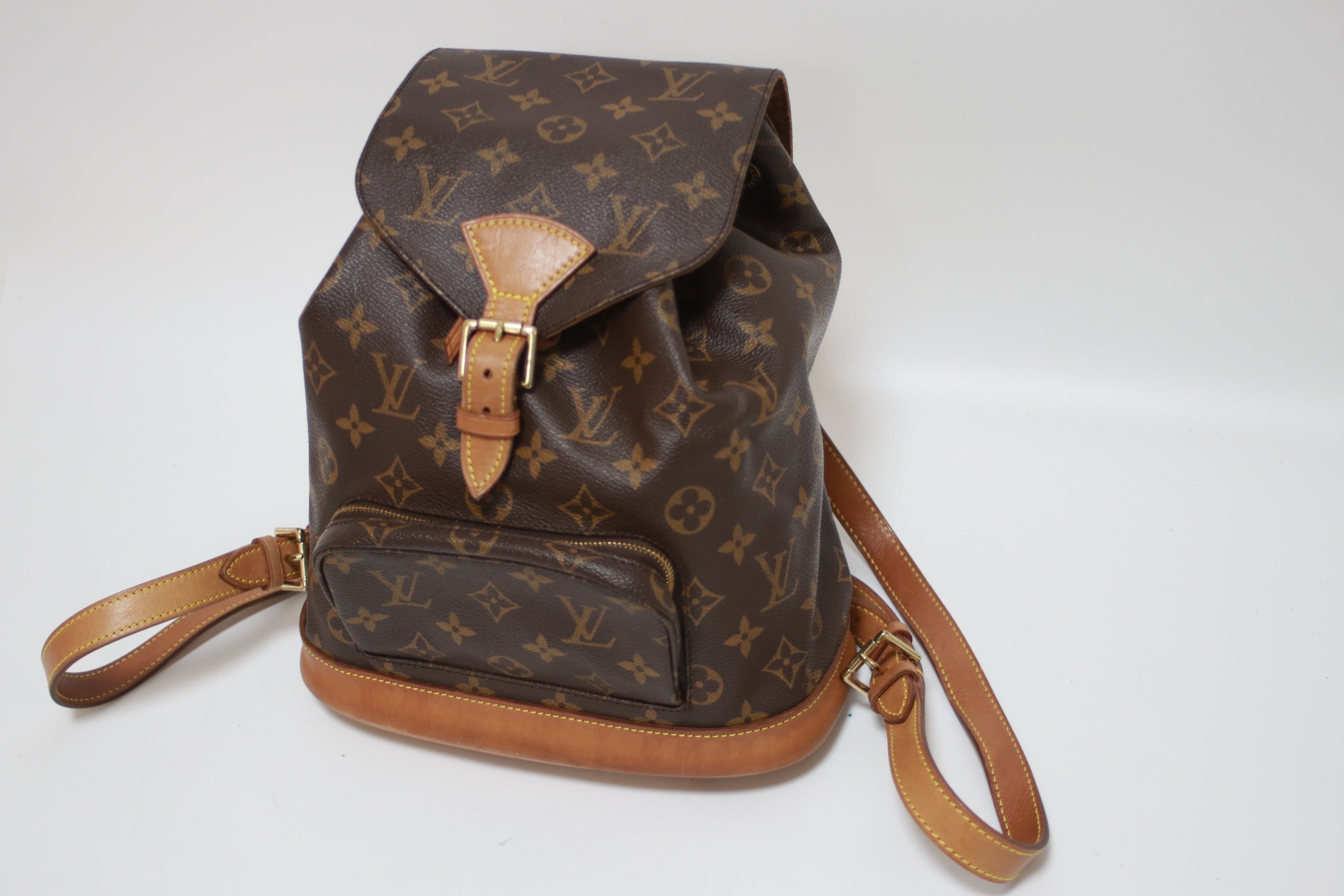 Louis Vuitton Montsouris MM Backpack Used