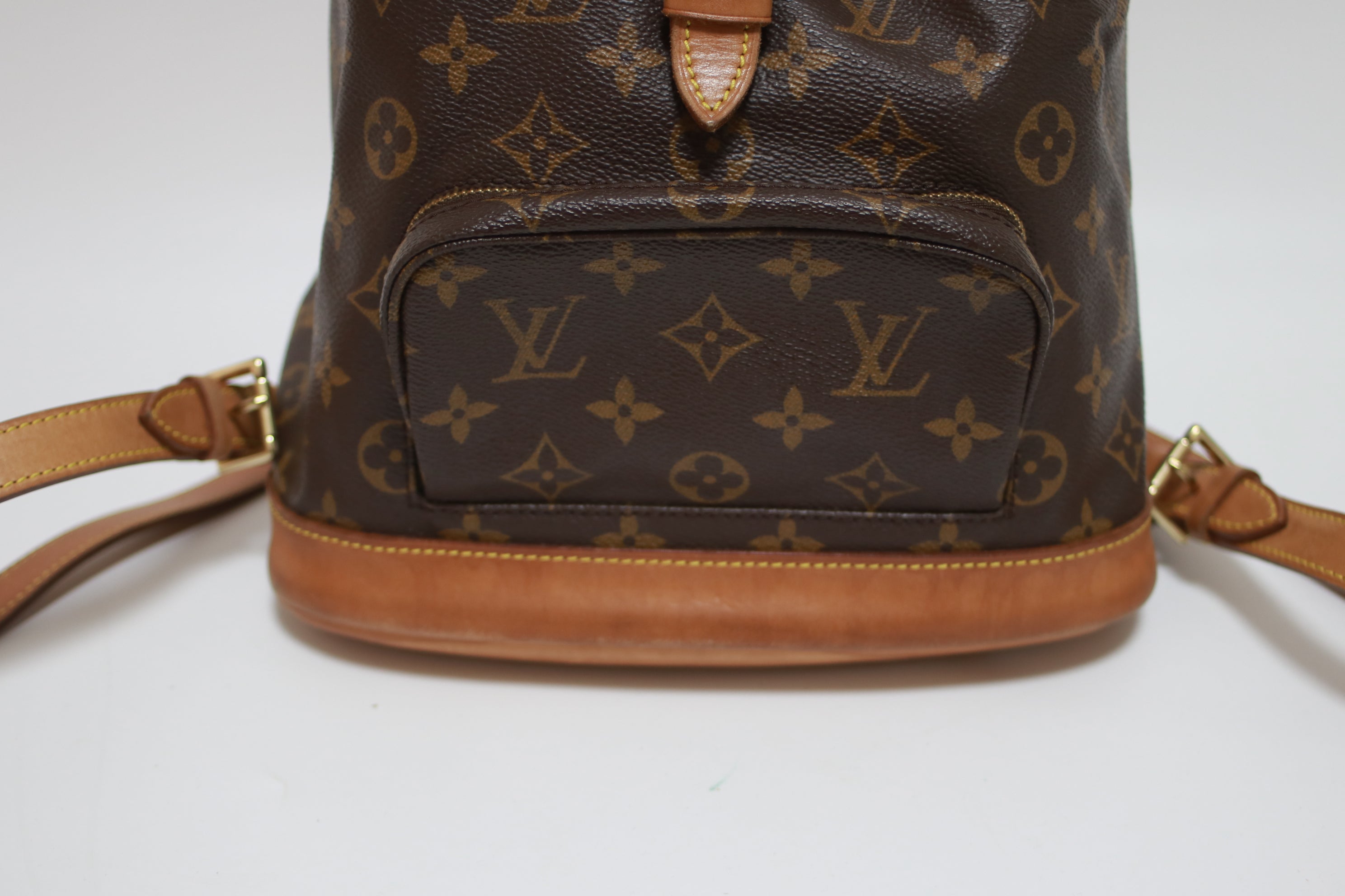 Louis Vuitton Montsouris MM Backpack Used