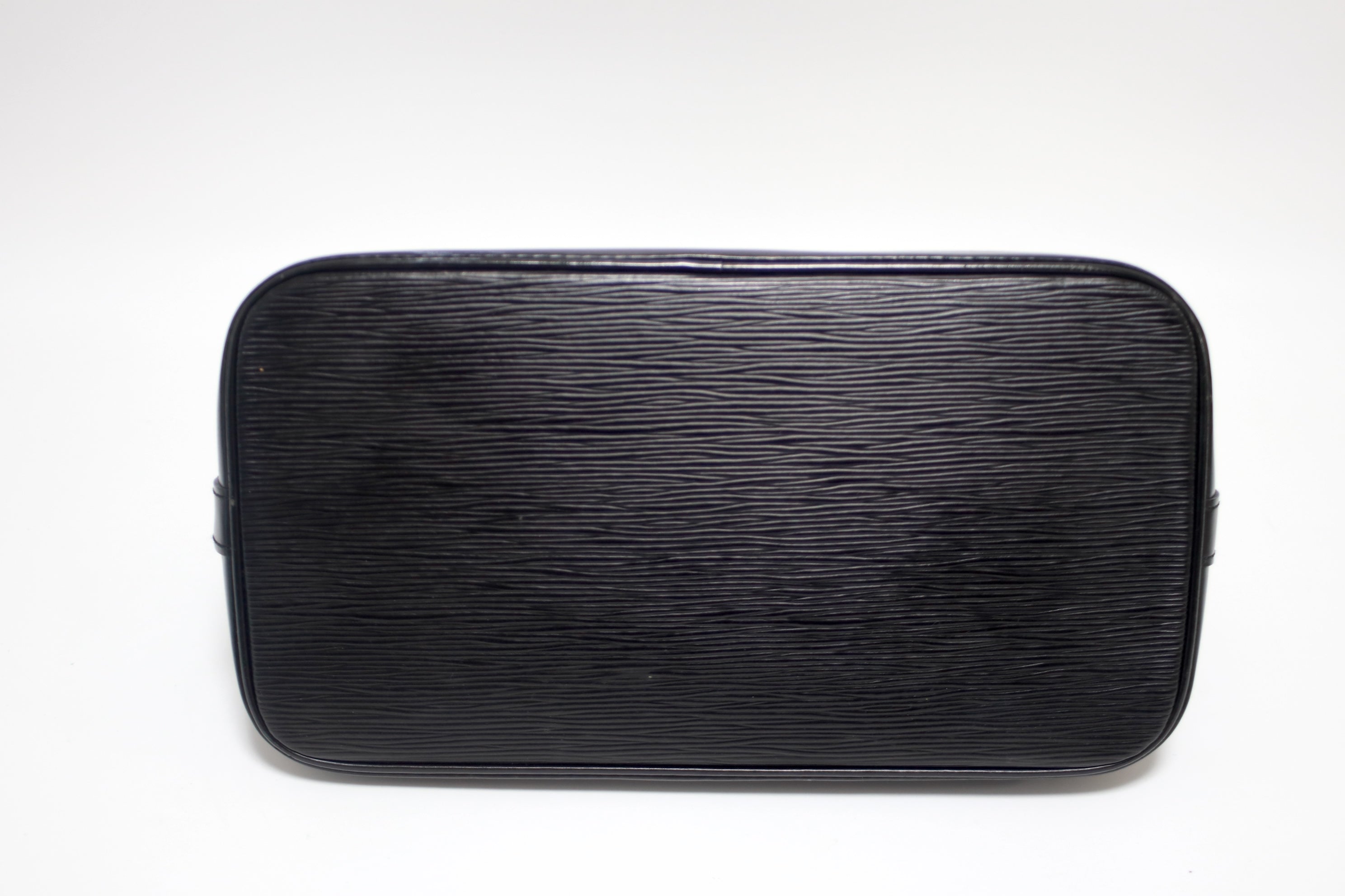 Louis Vuitton Alma PM Epi Black Used