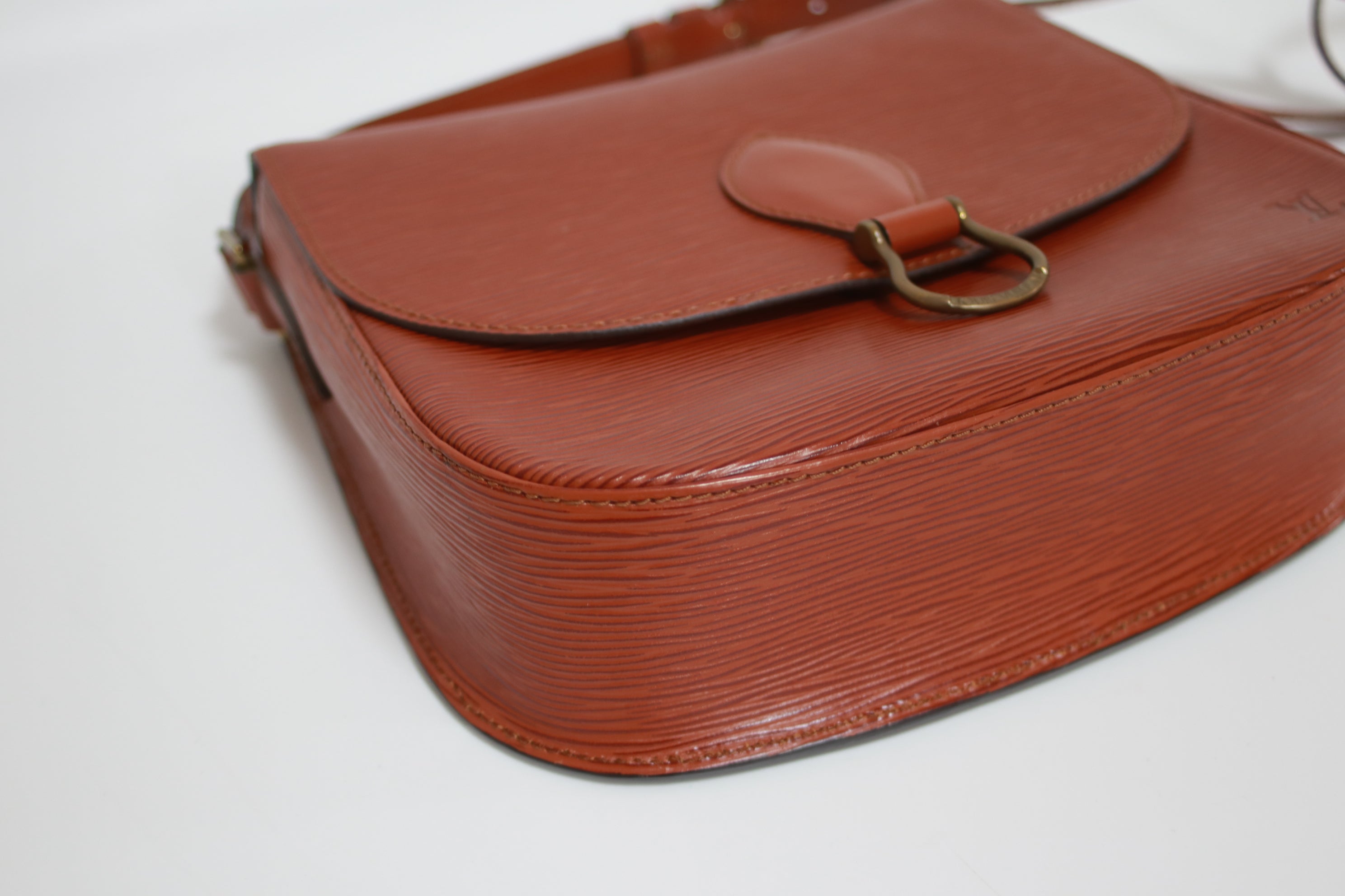 Louis Vuitton Saint Cloud GM Epi Bag Kenya Brown Used