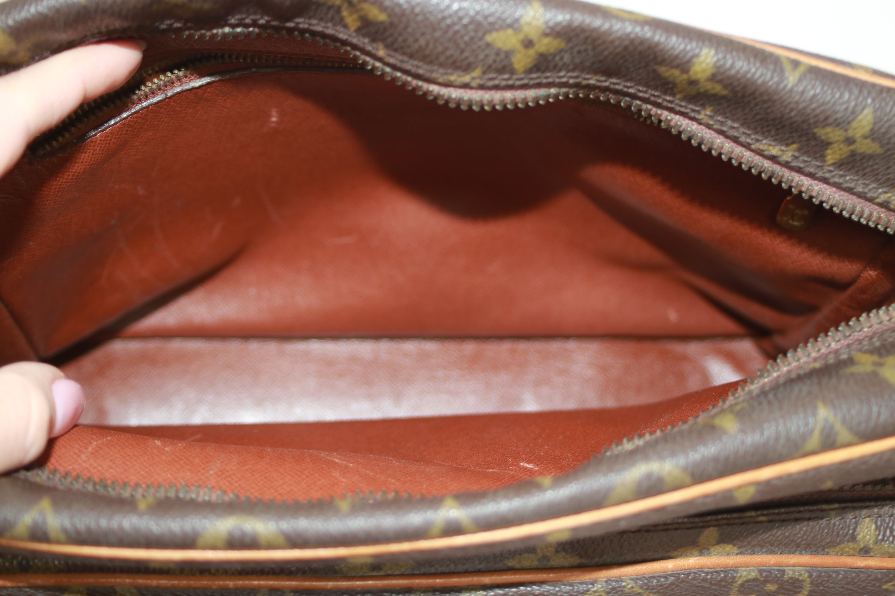 Louis Vuitton Nil Crossbody Usato