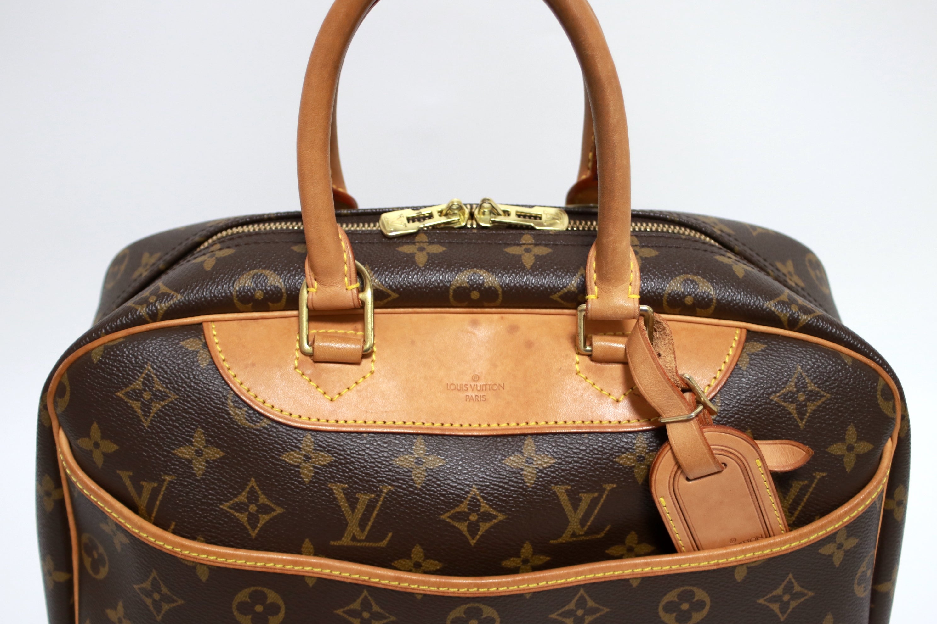 Louis Vuitton Deauville Handbag Used