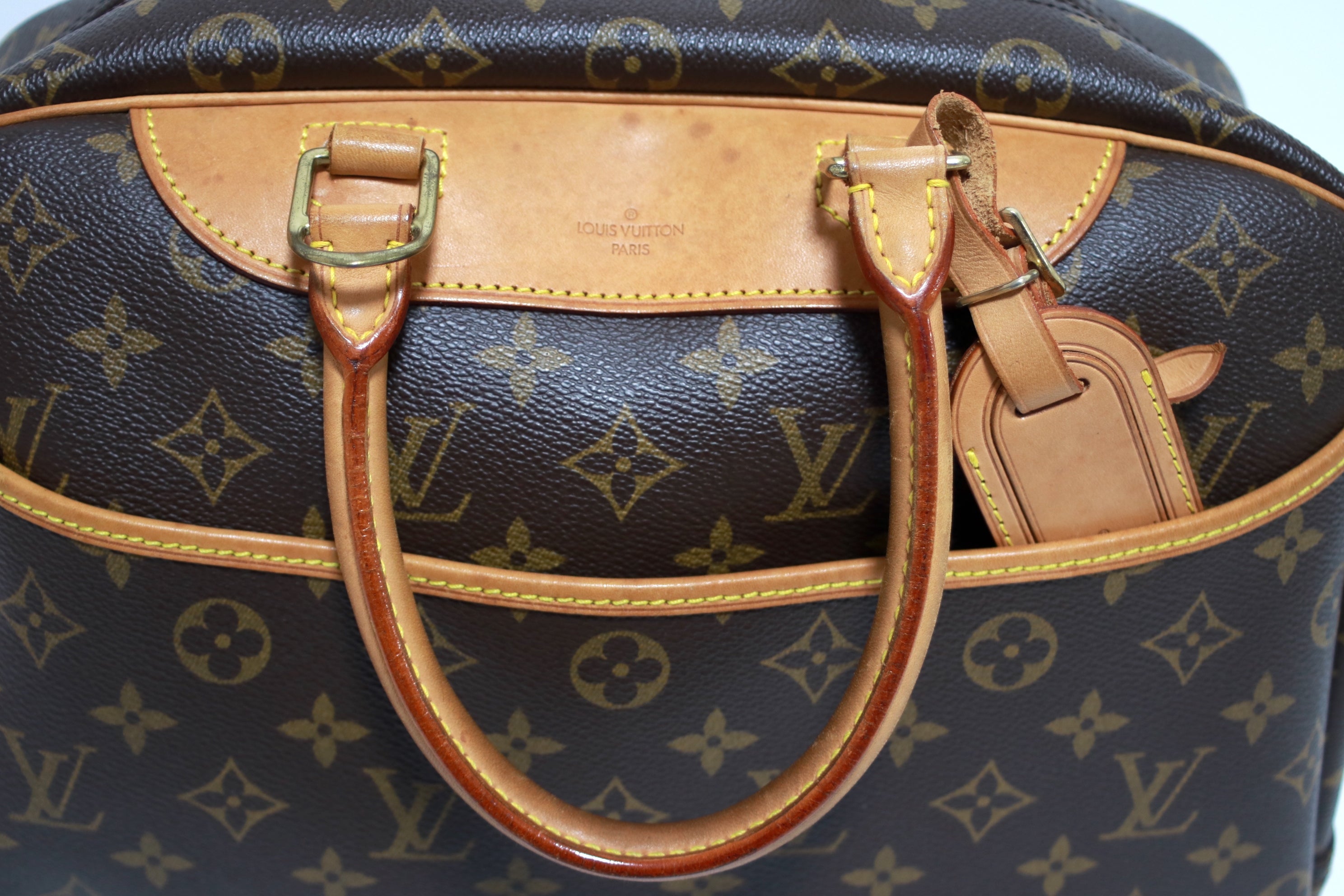 Louis Vuitton Deauville Handbag Used