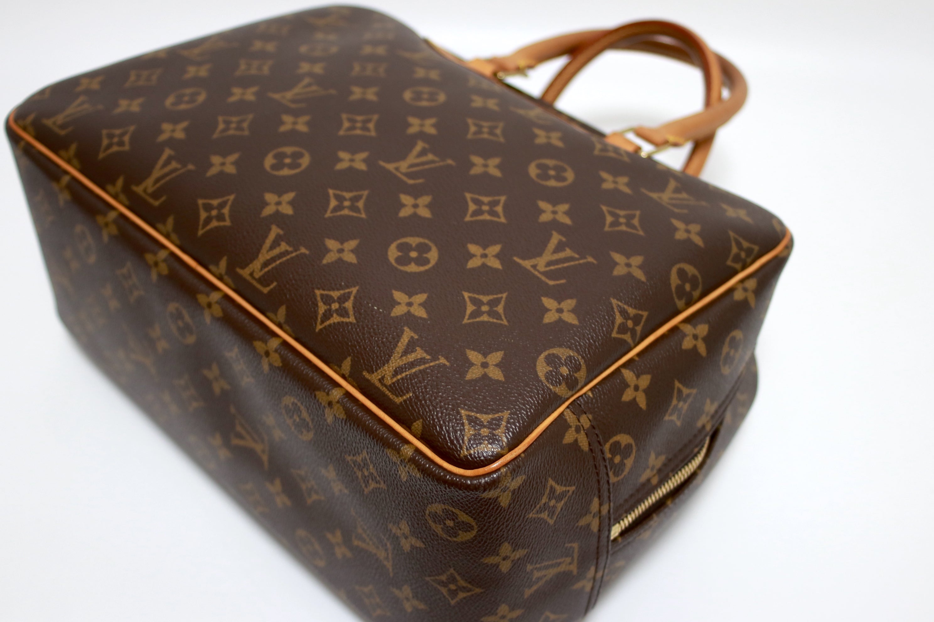 Louis Vuitton Deauville Handbag Used