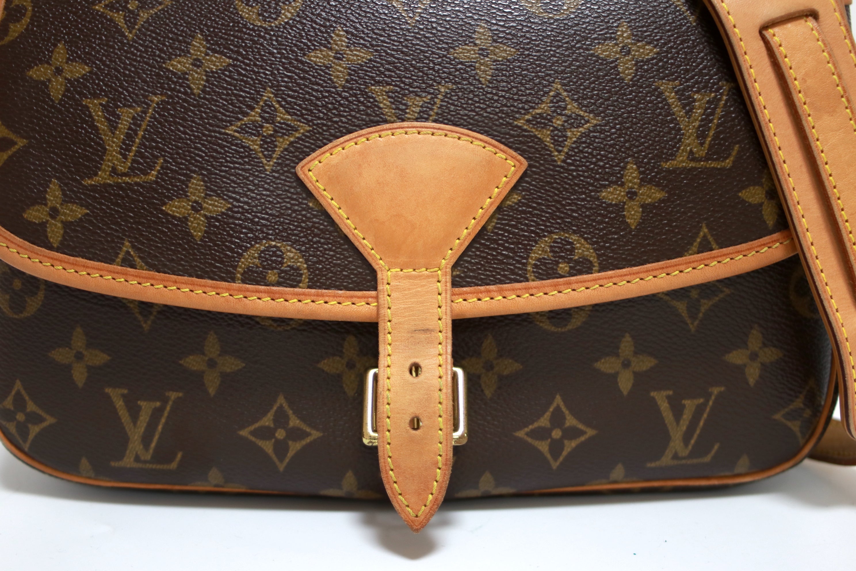 Louis Vuitton Sologne Shoulder Bag Used