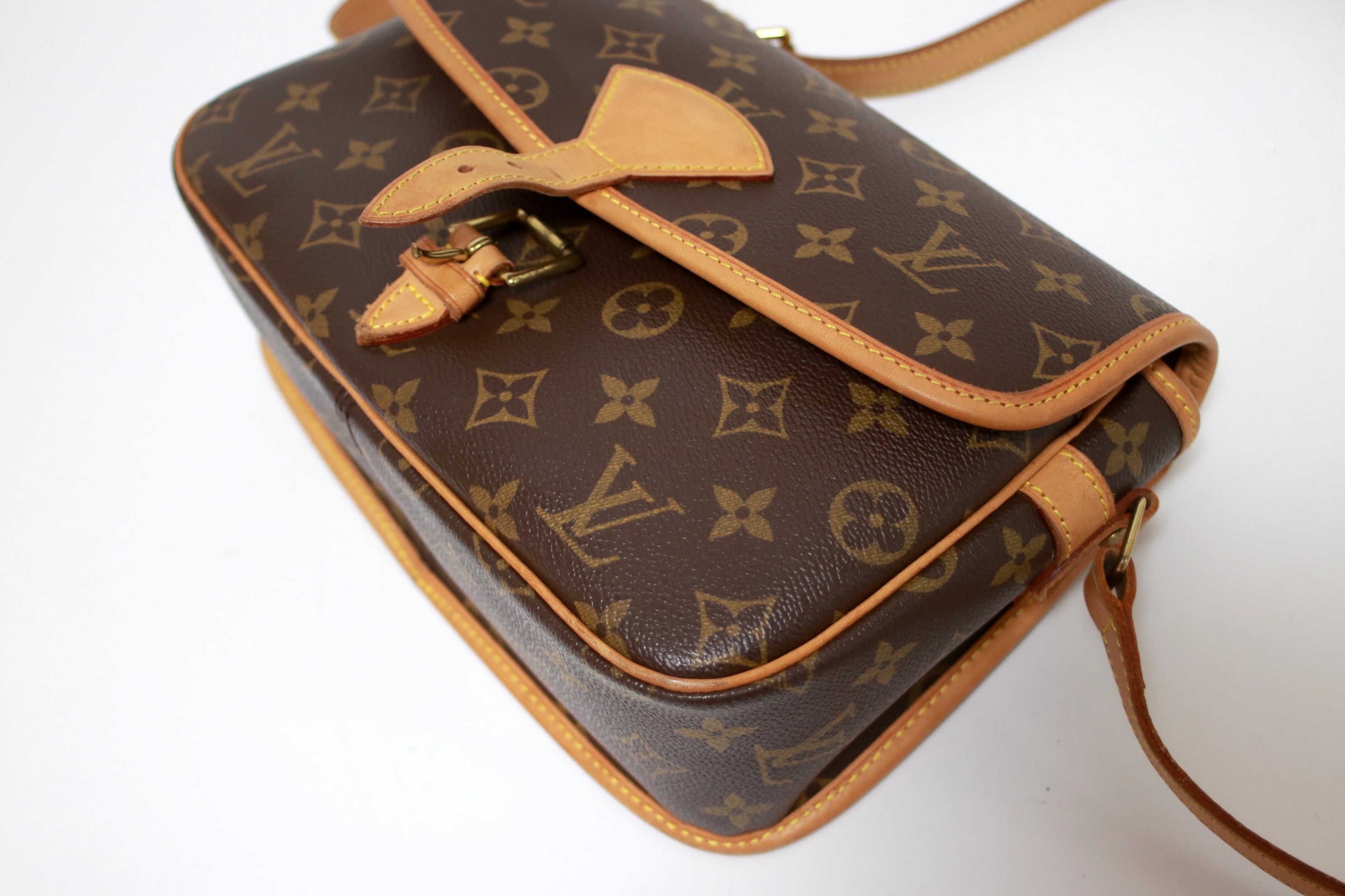 Louis Vuitton Sologne Shoulder Bag Used